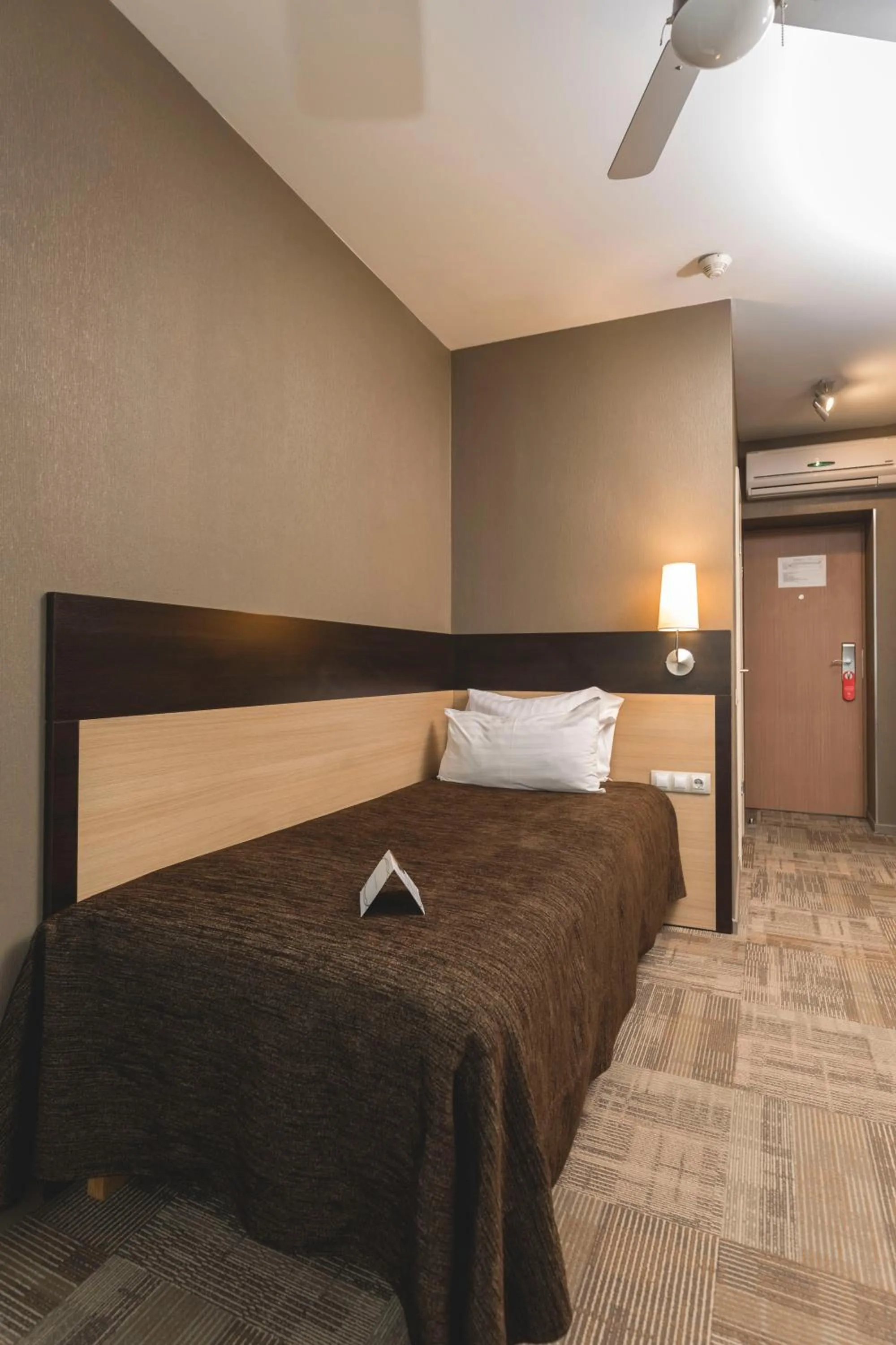 Bedroom, Bed in Liva Hotel