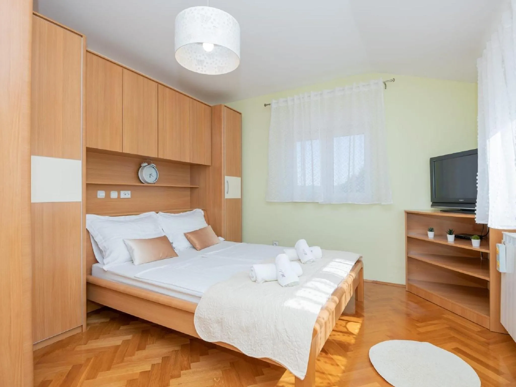 Bed in Villa Secret Beauty with Heated Saltwater Pool