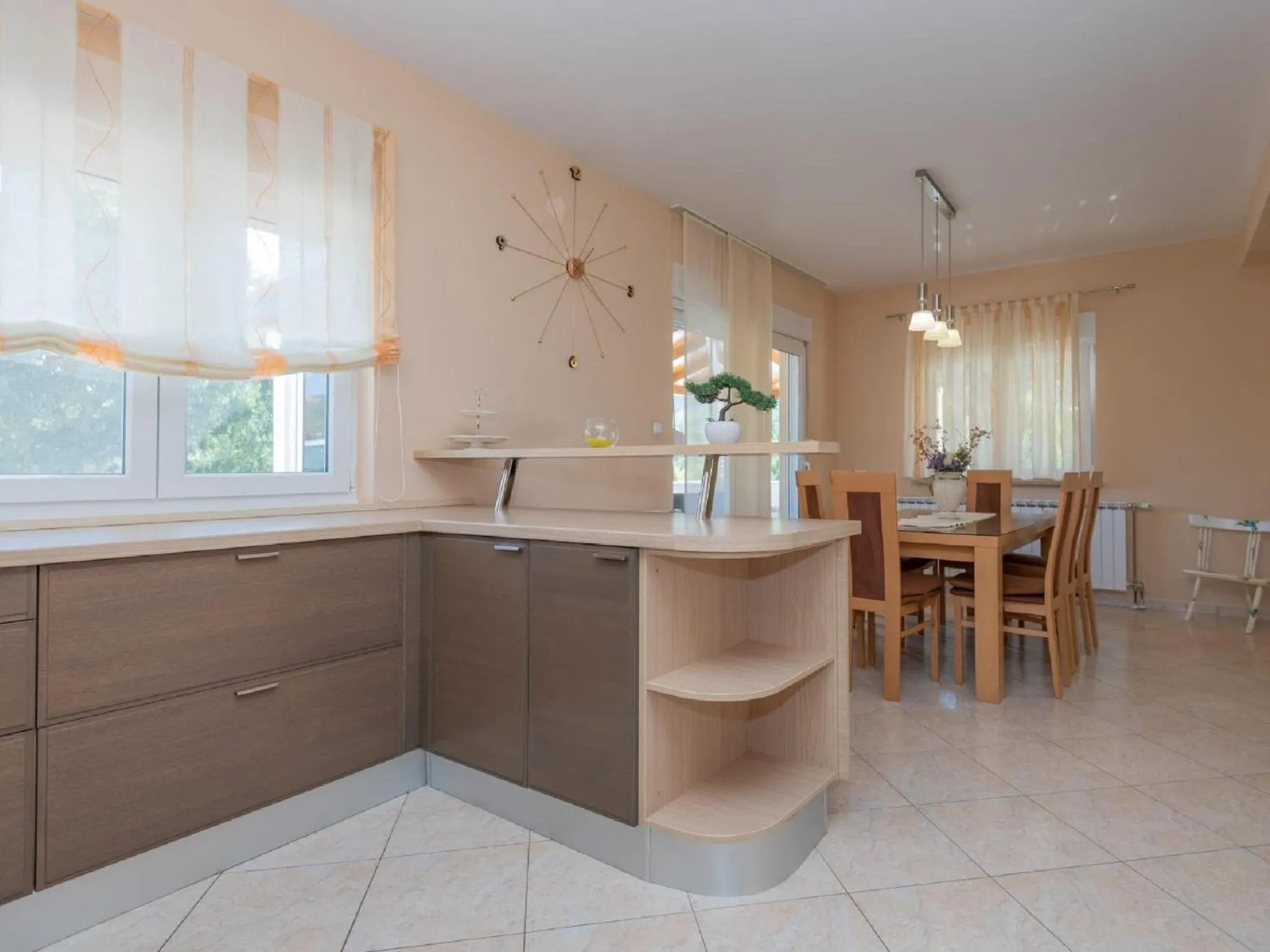 Kitchen or kitchenette in Villa Secret Beauty with Heated Saltwater Pool