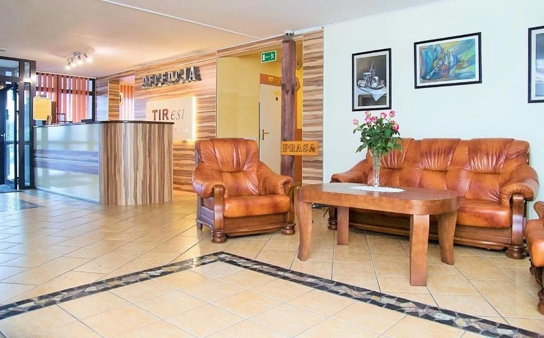 Lobby or reception in Hotel TIREST