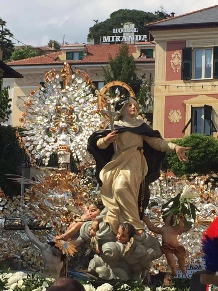 Property building in Hotel Miranda