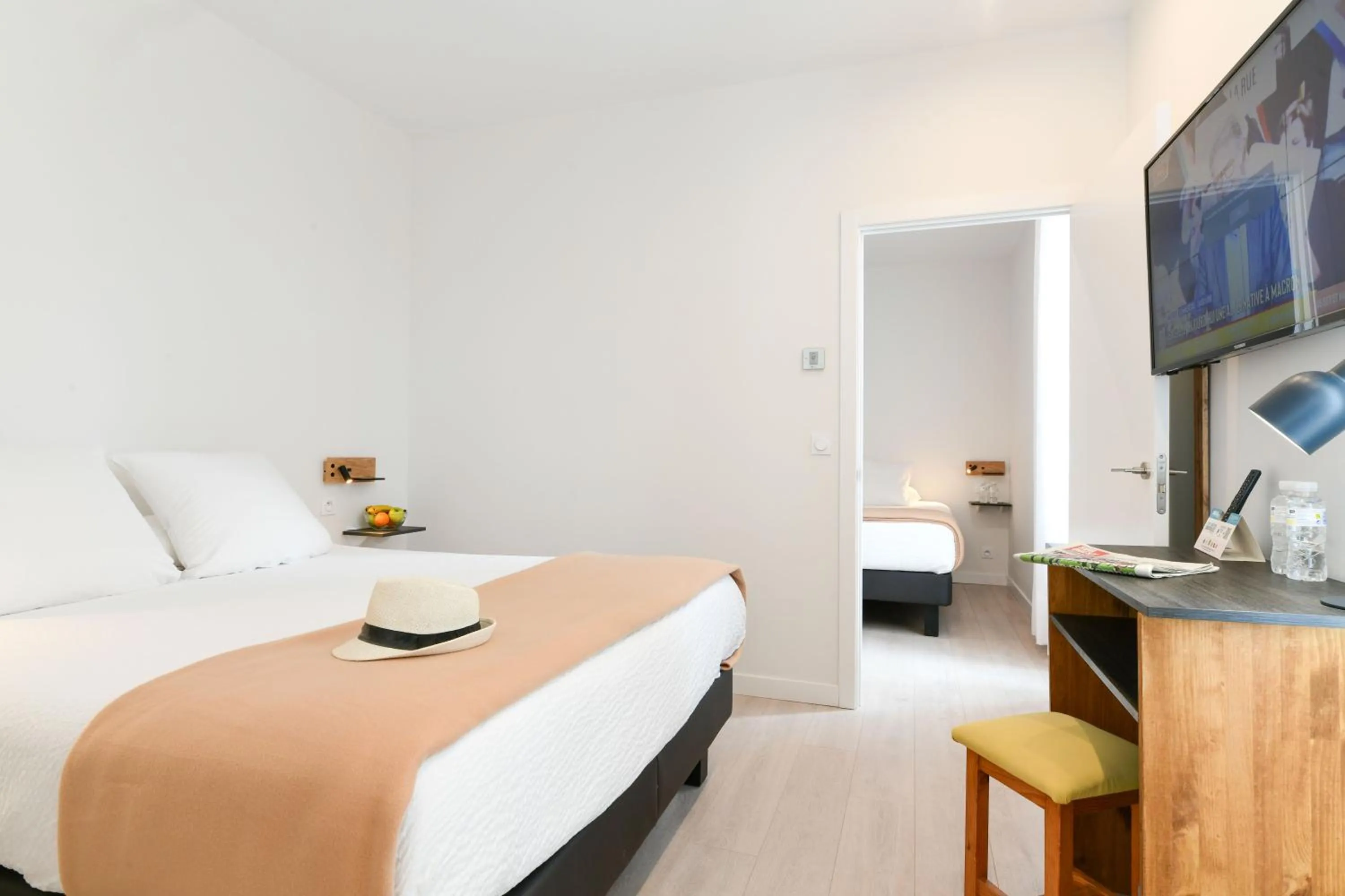 Bedroom, Bed in Logis Hotel & Restaurant Bergeret Sport