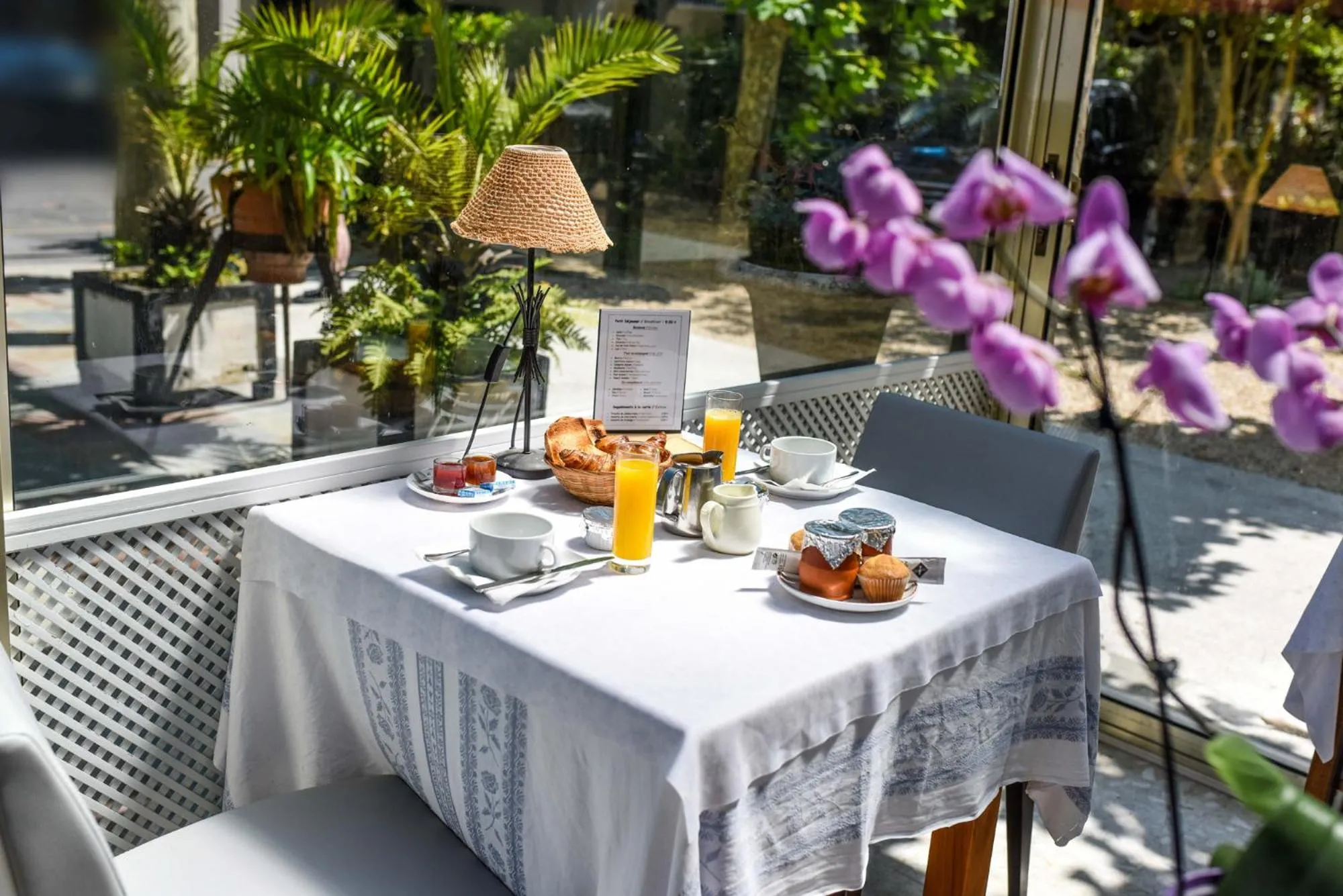 Breakfast in Logis Hotel & Restaurant Bergeret Sport
