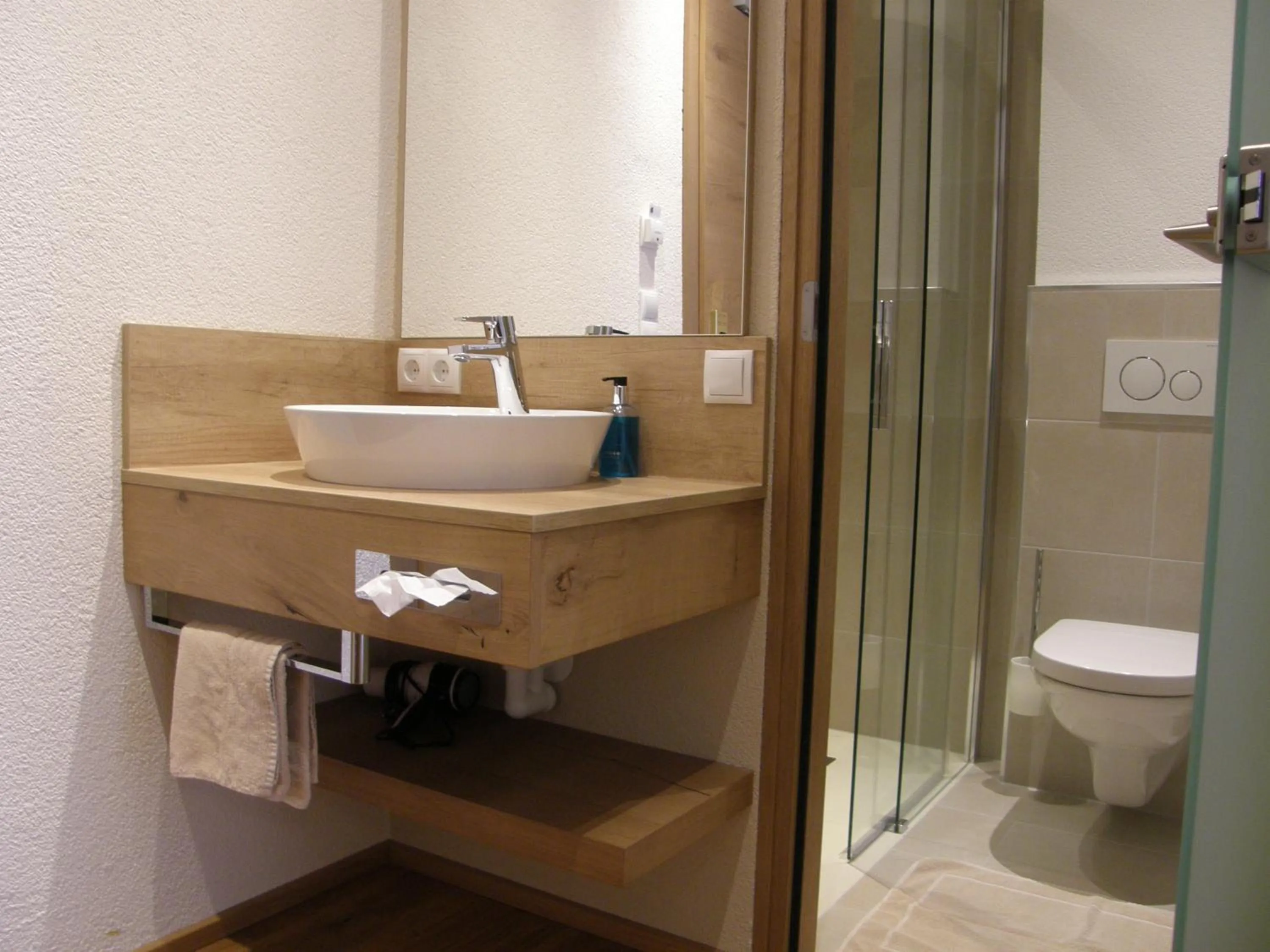 Photo of the whole room in Sportalm