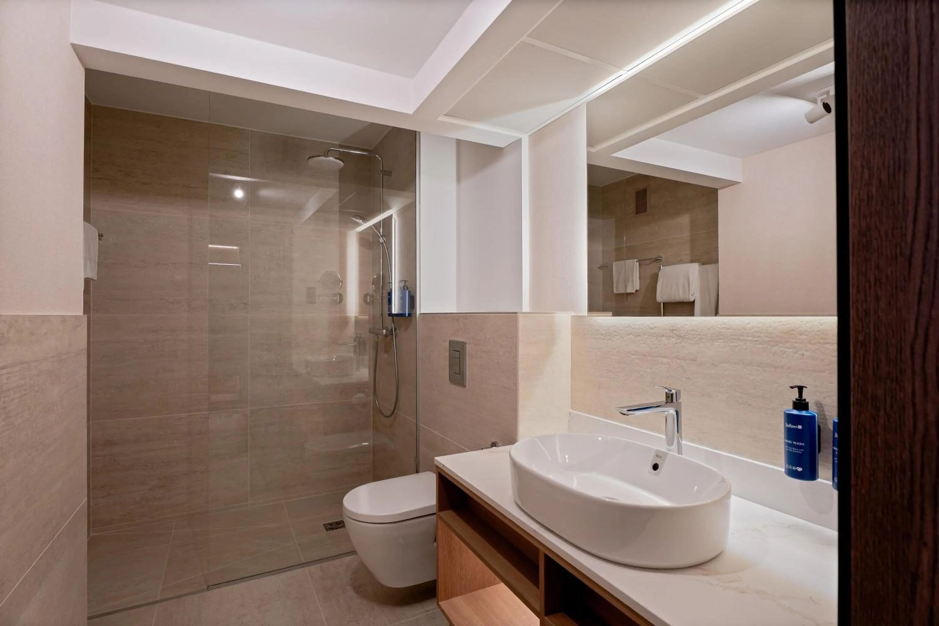 Bathroom in Radisson Blu Hotel & Spa, Daugava Riga