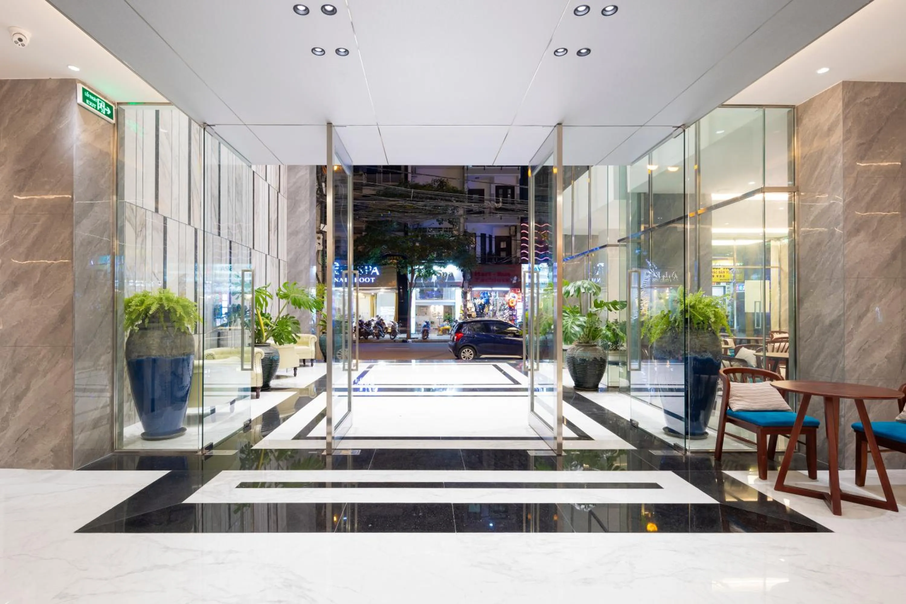 Lobby or reception in The Summer Hotel