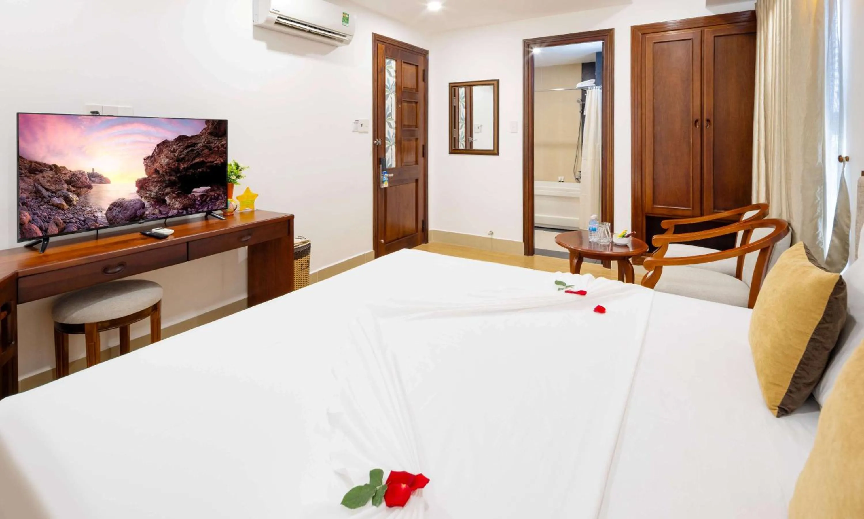 Bed in The Summer Hotel