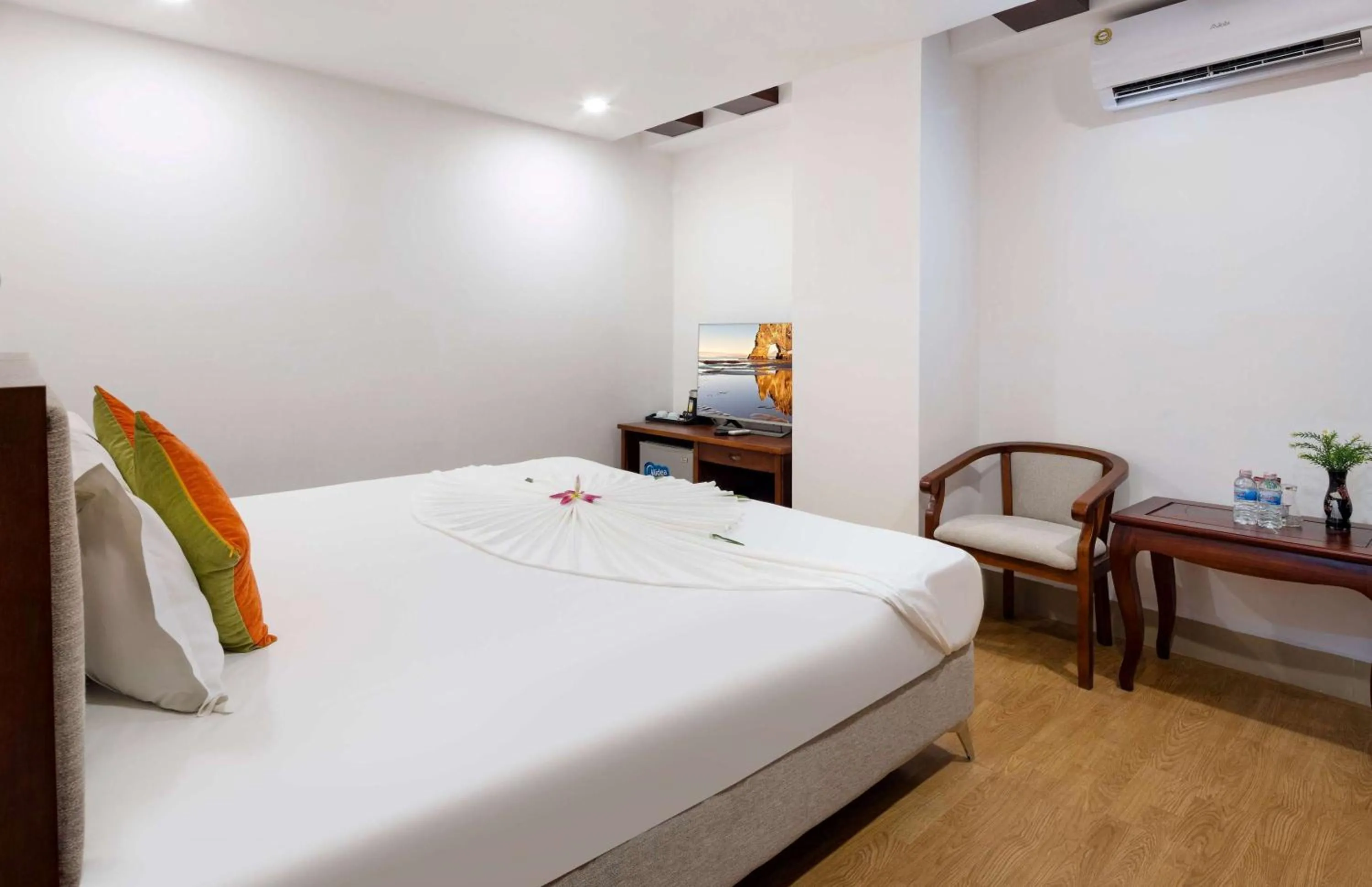 Bed in The Summer Hotel