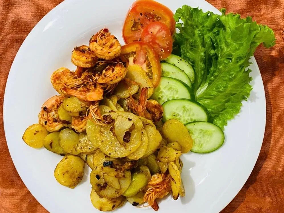 Dinner in Yala Lake View Cabanas