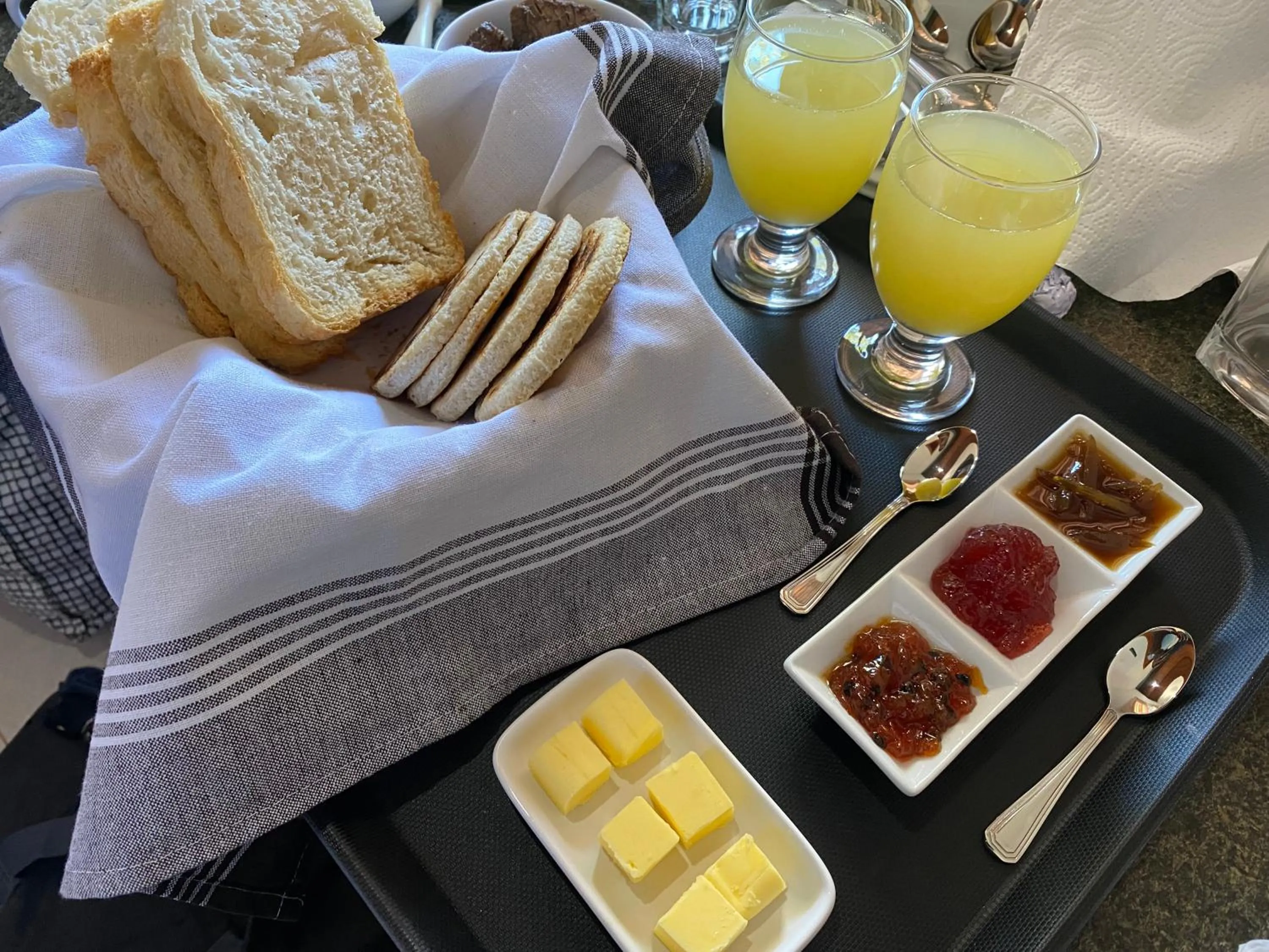 Breakfast in Yala Lake View Cabanas