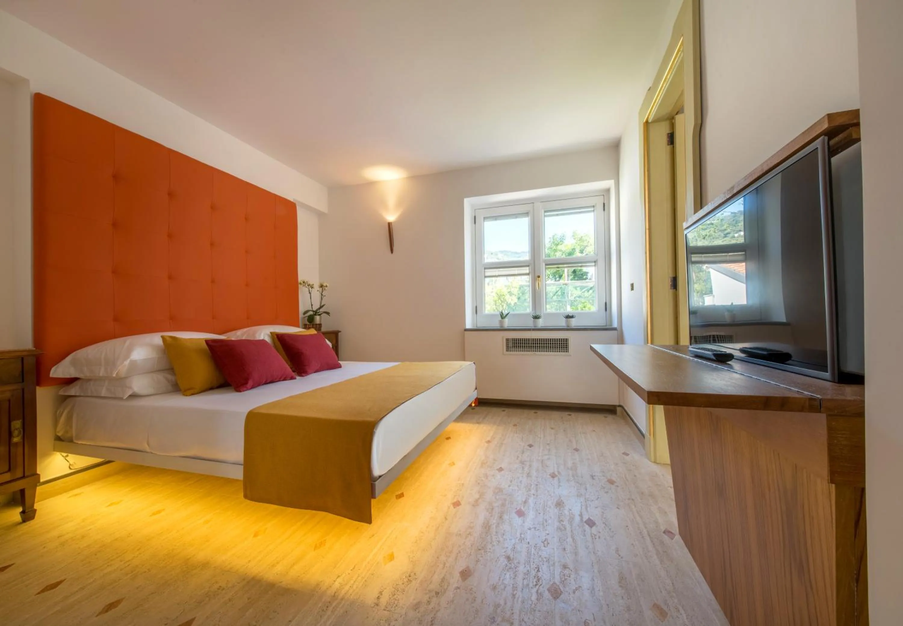 Photo of the whole room, Bed in Don Antonino Relais