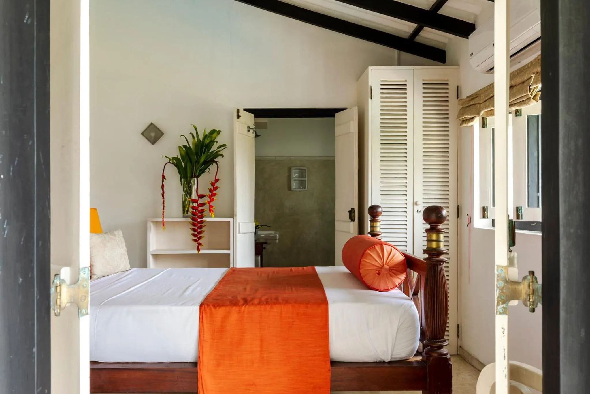 Bedroom, Bed in Coco Tangalla