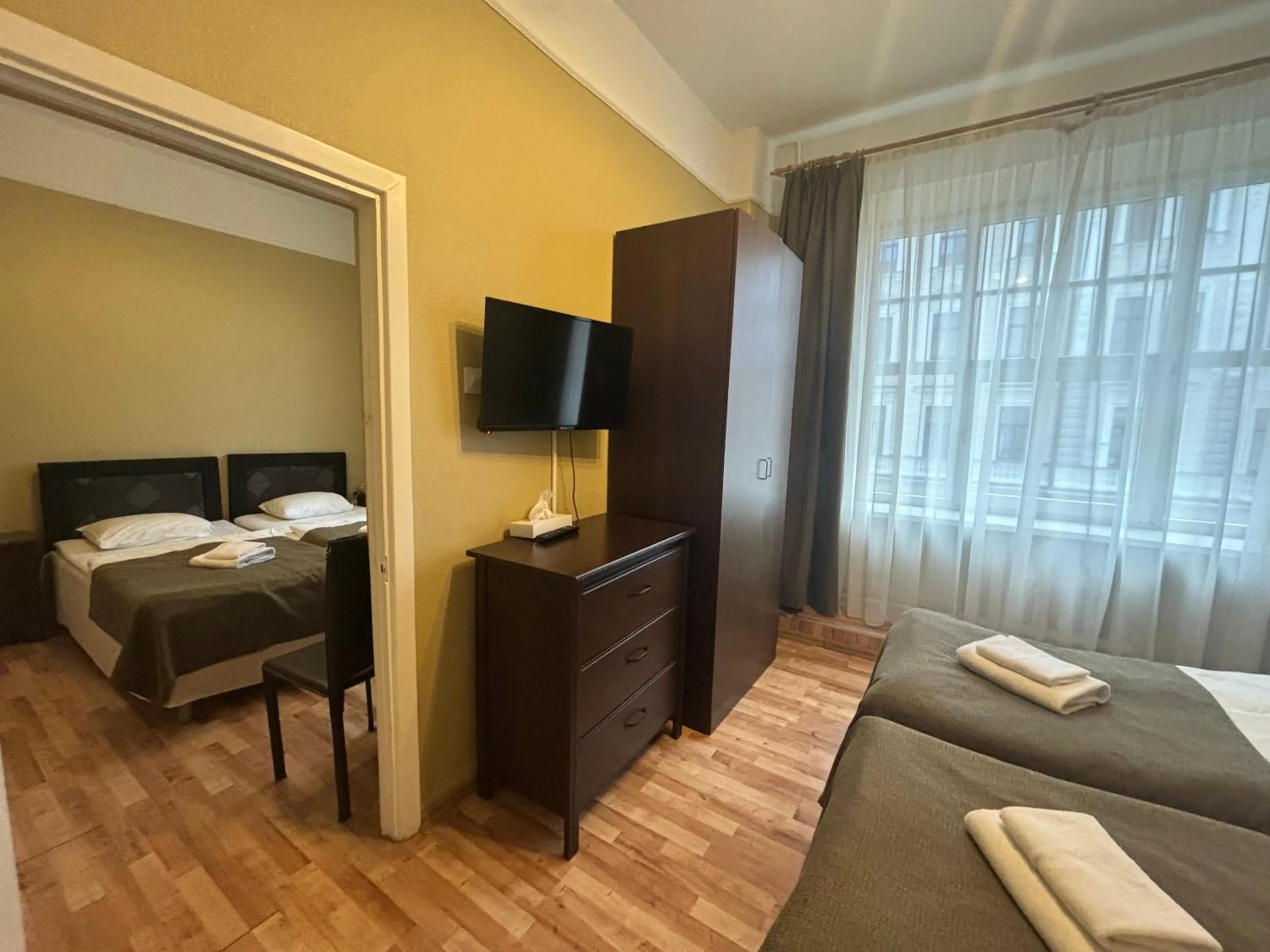 Photo of the whole room, Bed in Viktorija