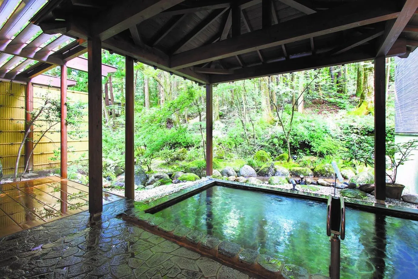 Open Air Bath in Komagane Kogen Resort Linx