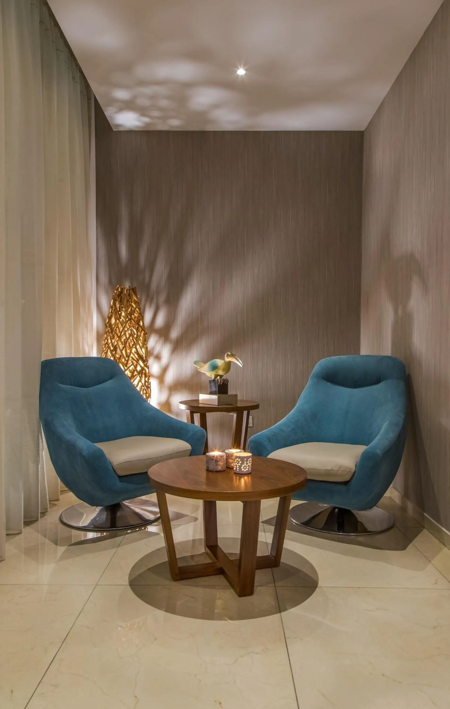 Communal lounge/ TV room in Stamatia Hotel