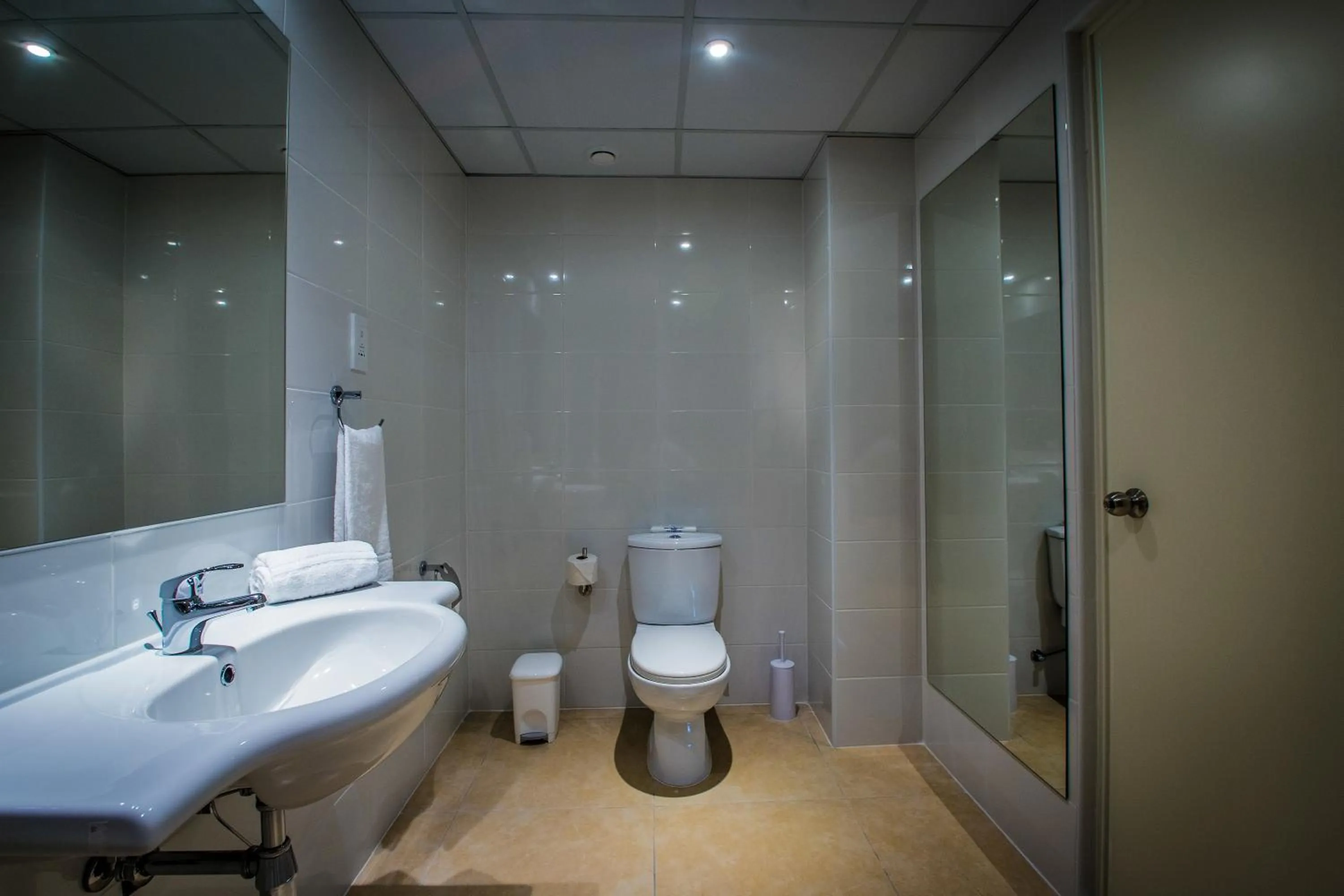 Shower in Stamatia Hotel