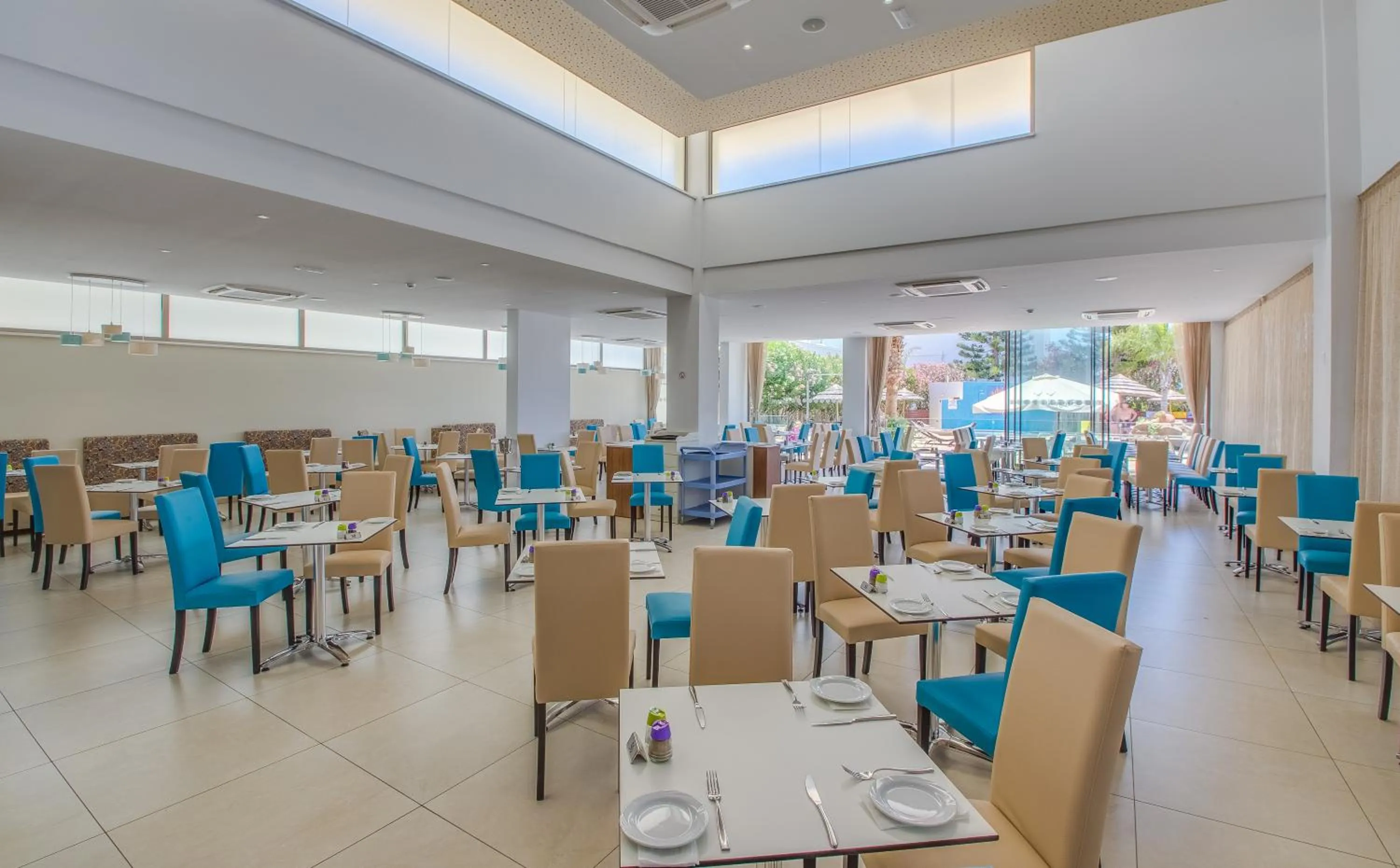Restaurant/places to eat in Stamatia Hotel