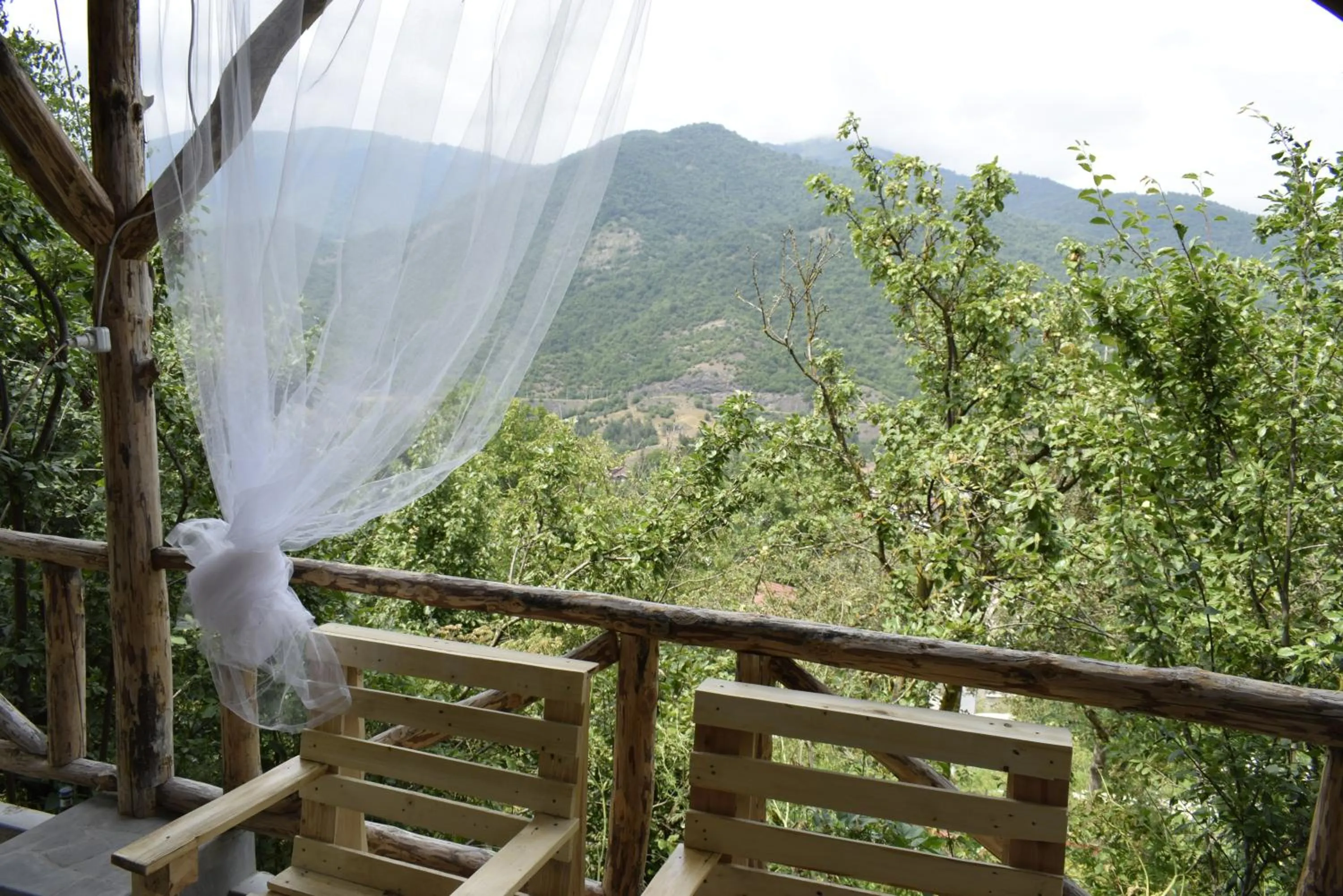Balcony/Terrace in Verin Tun