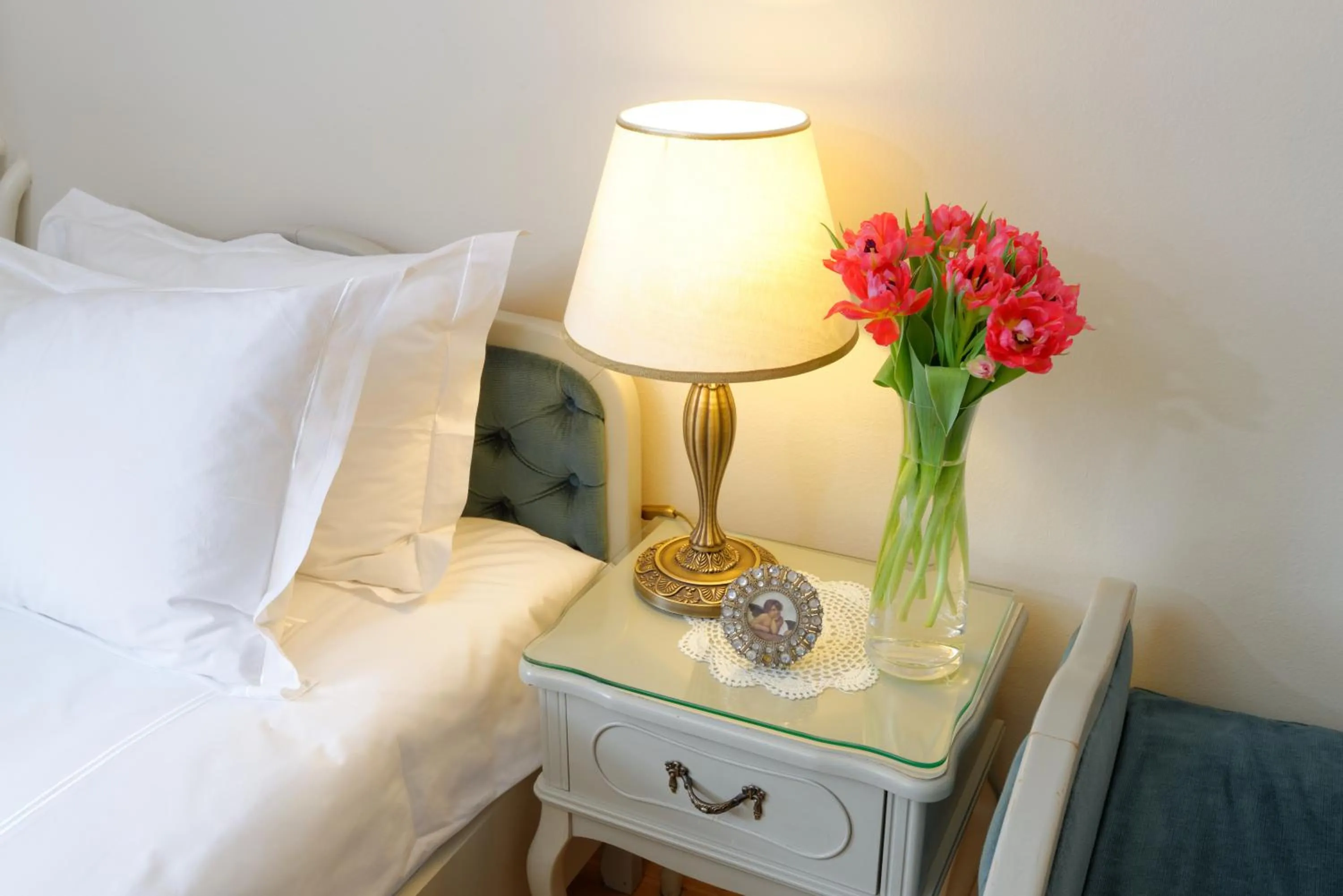 Decorative detail, Bed in ApartHotel Vila Minka