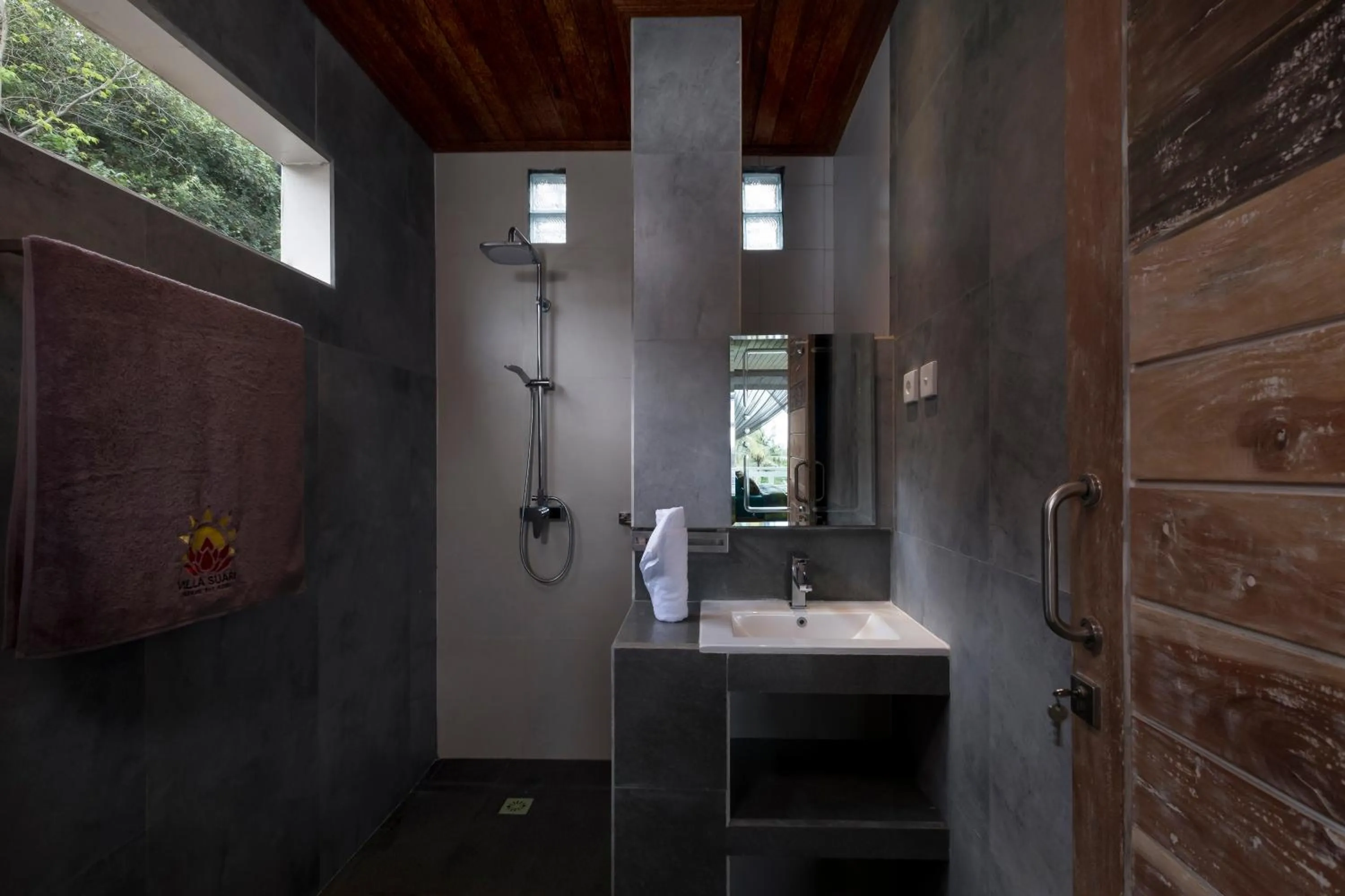 Bathroom in Villa Suari I