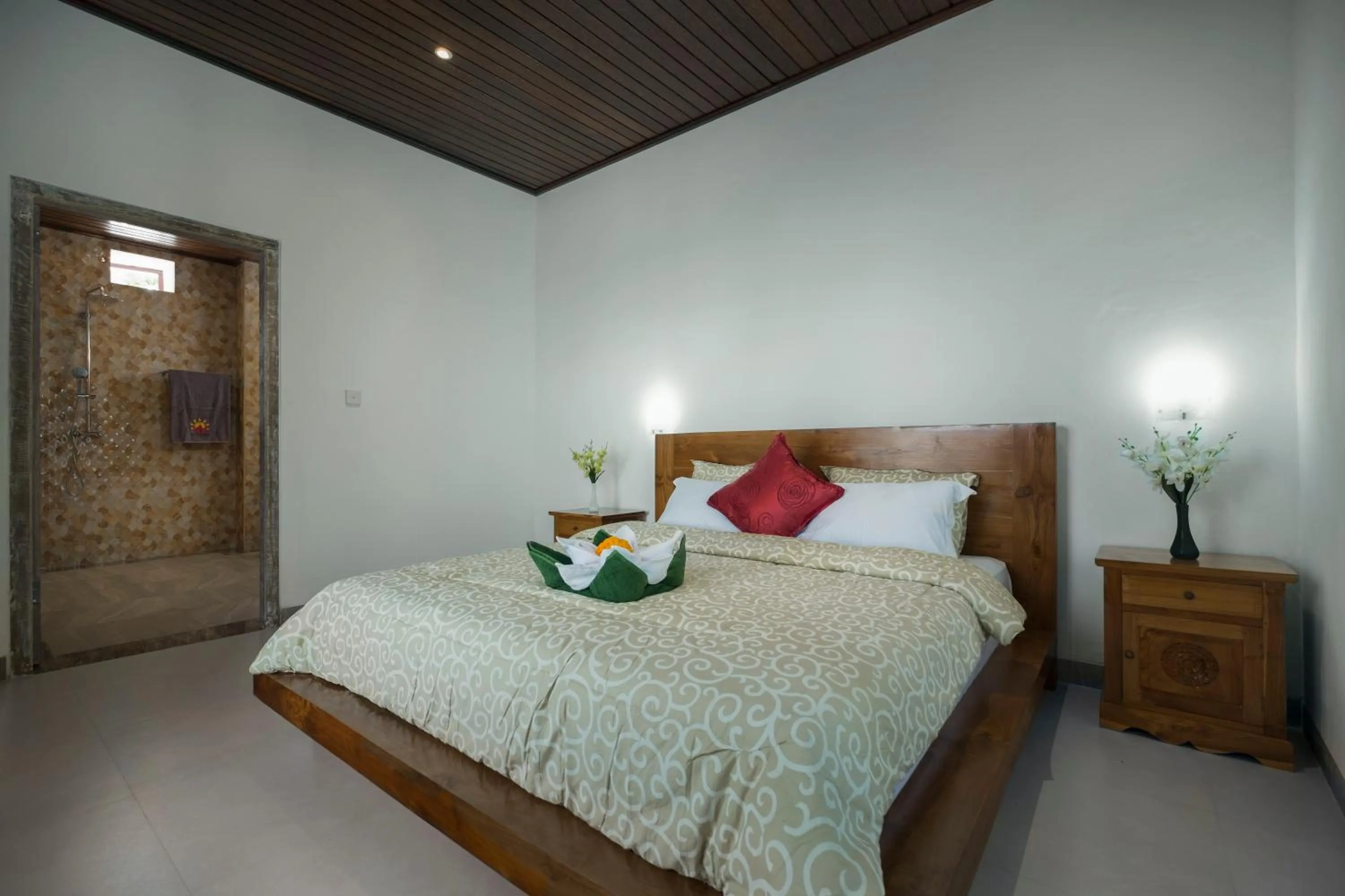 Bedroom, Bed in Villa Suari I