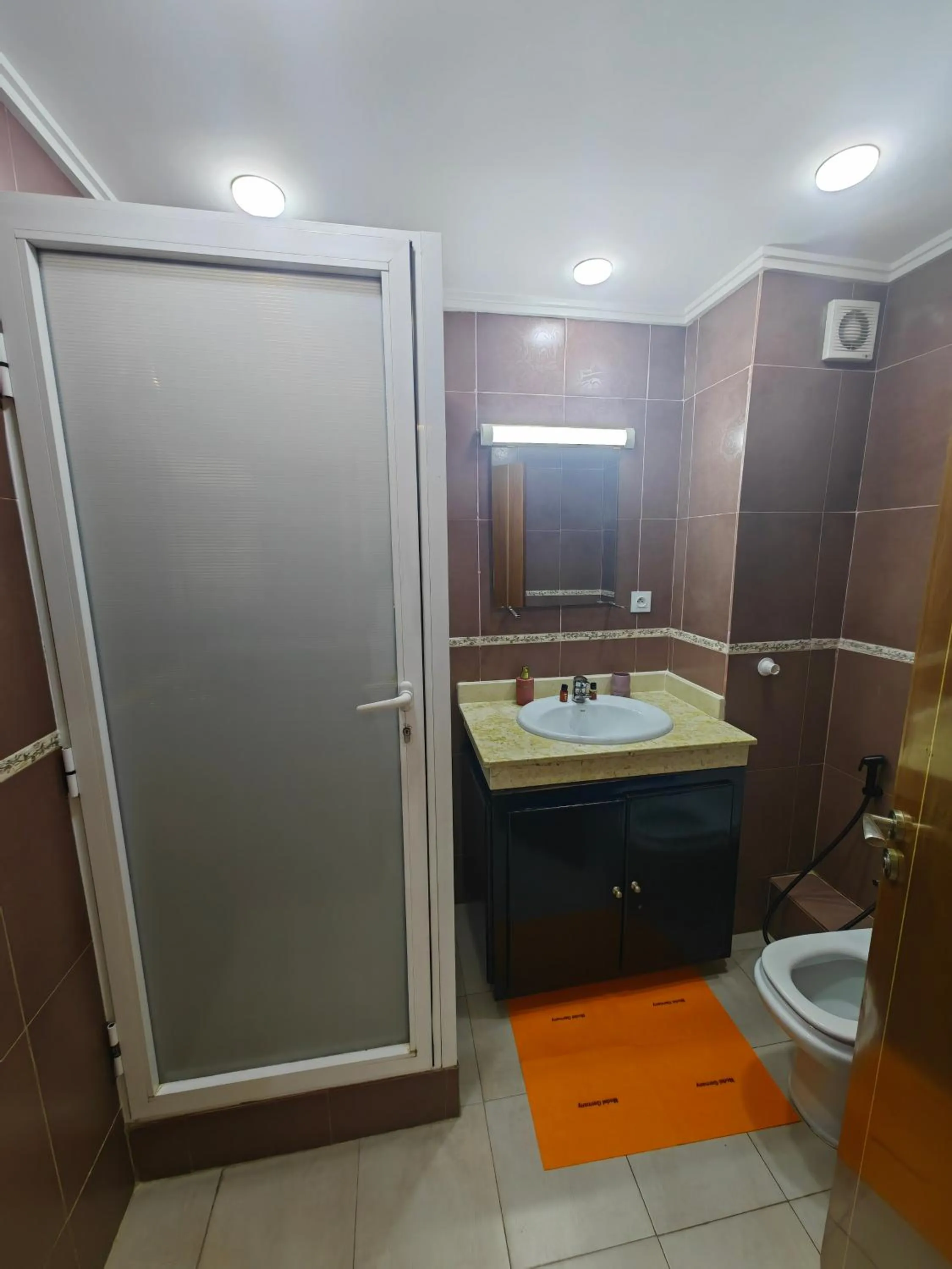 Shower in City Bleu Maroc