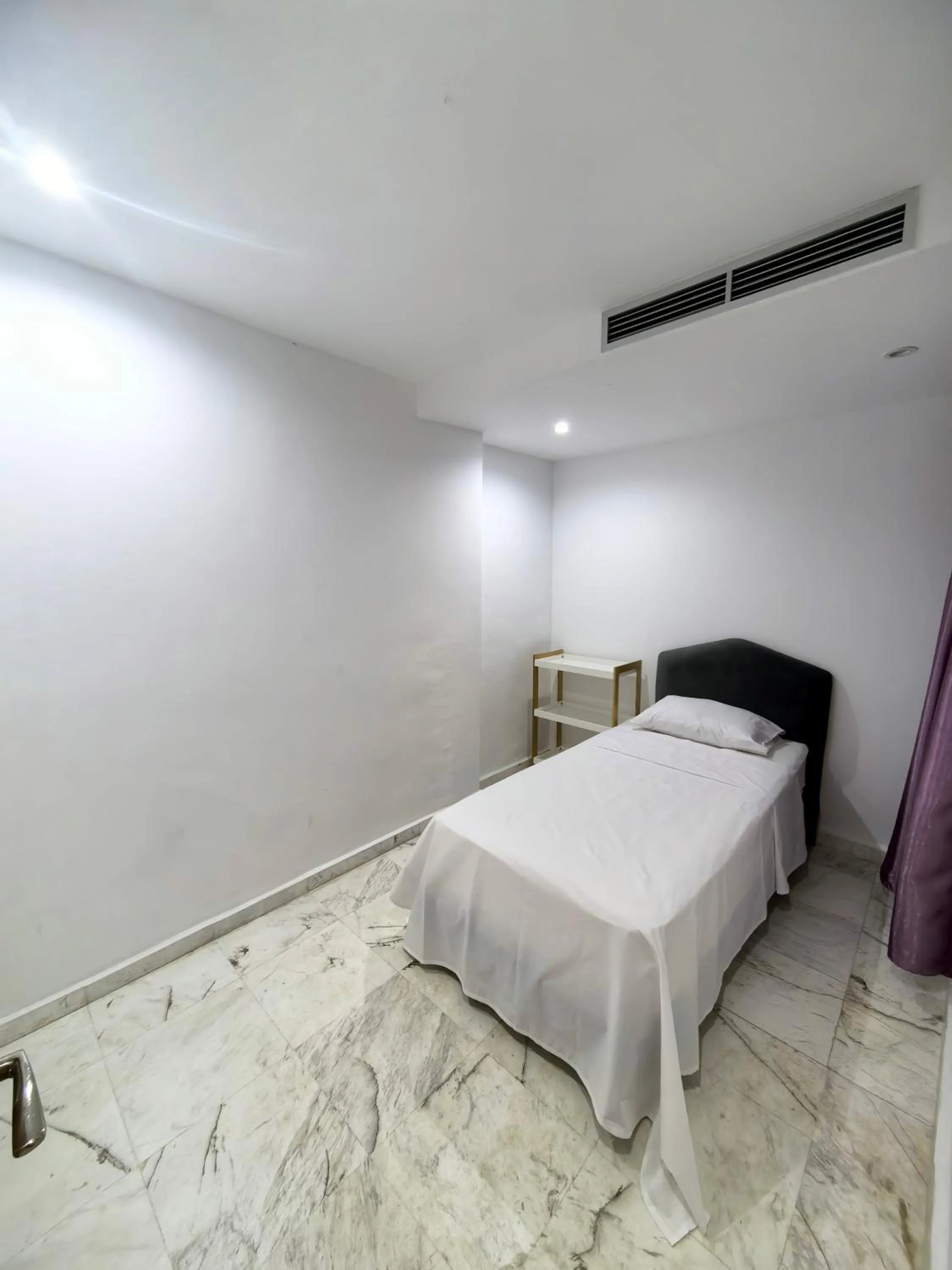 Bed in City Bleu Maroc