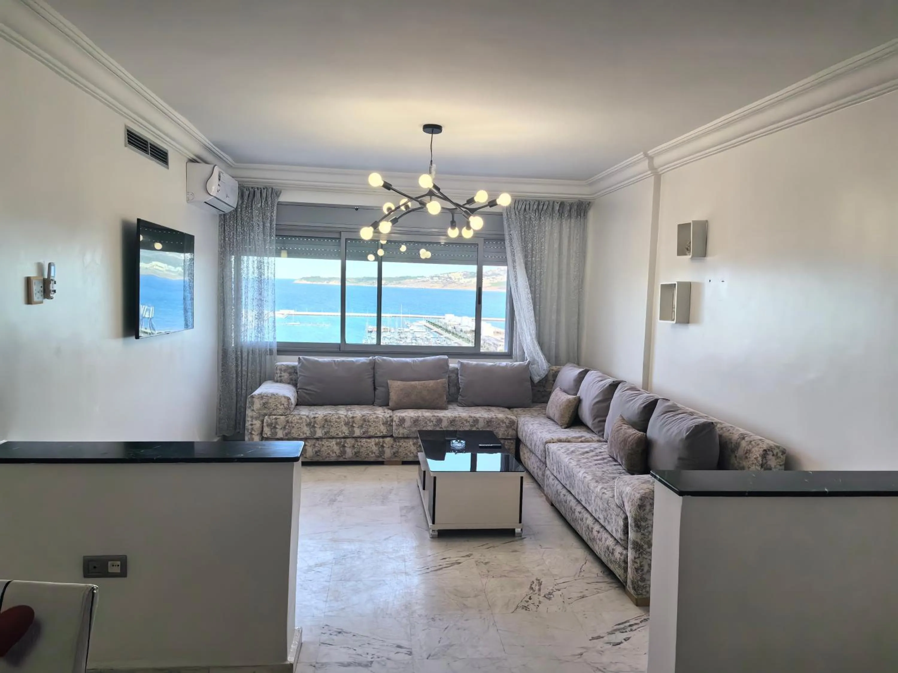 Communal lounge/ TV room in City Bleu Maroc