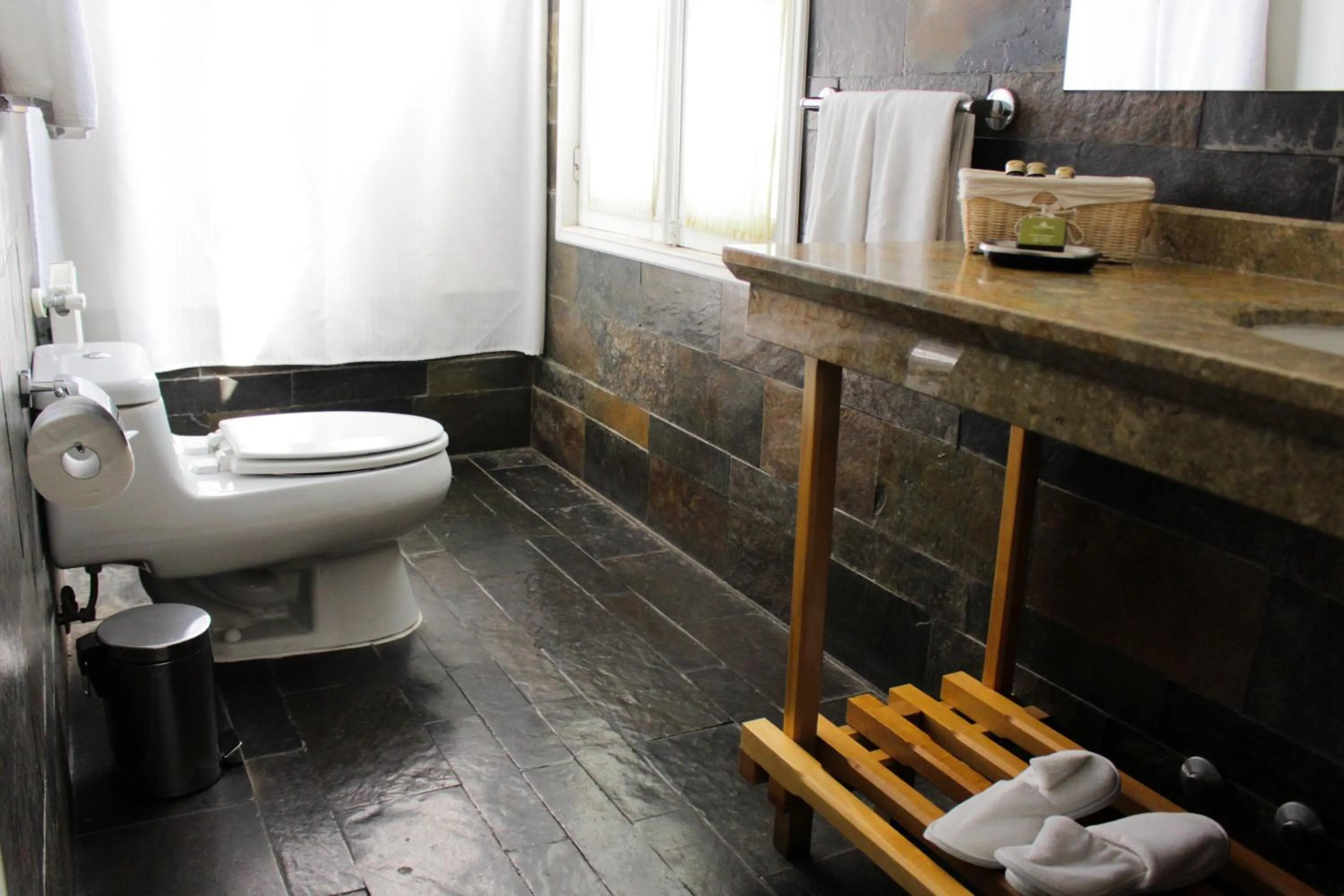 Bathroom in Zerohotel