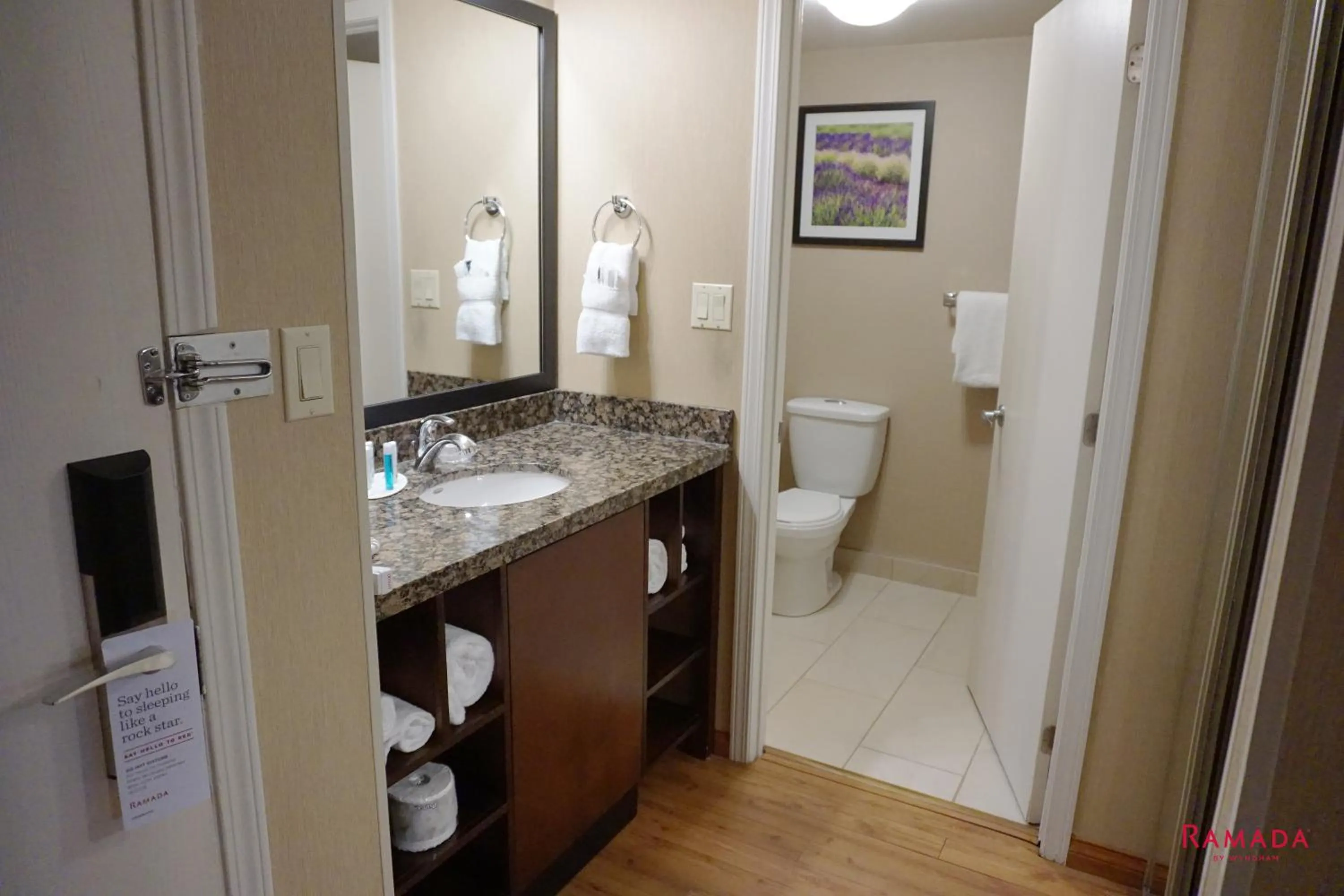 Ramada by Wyndham Kelowna Hotel & Conference Center