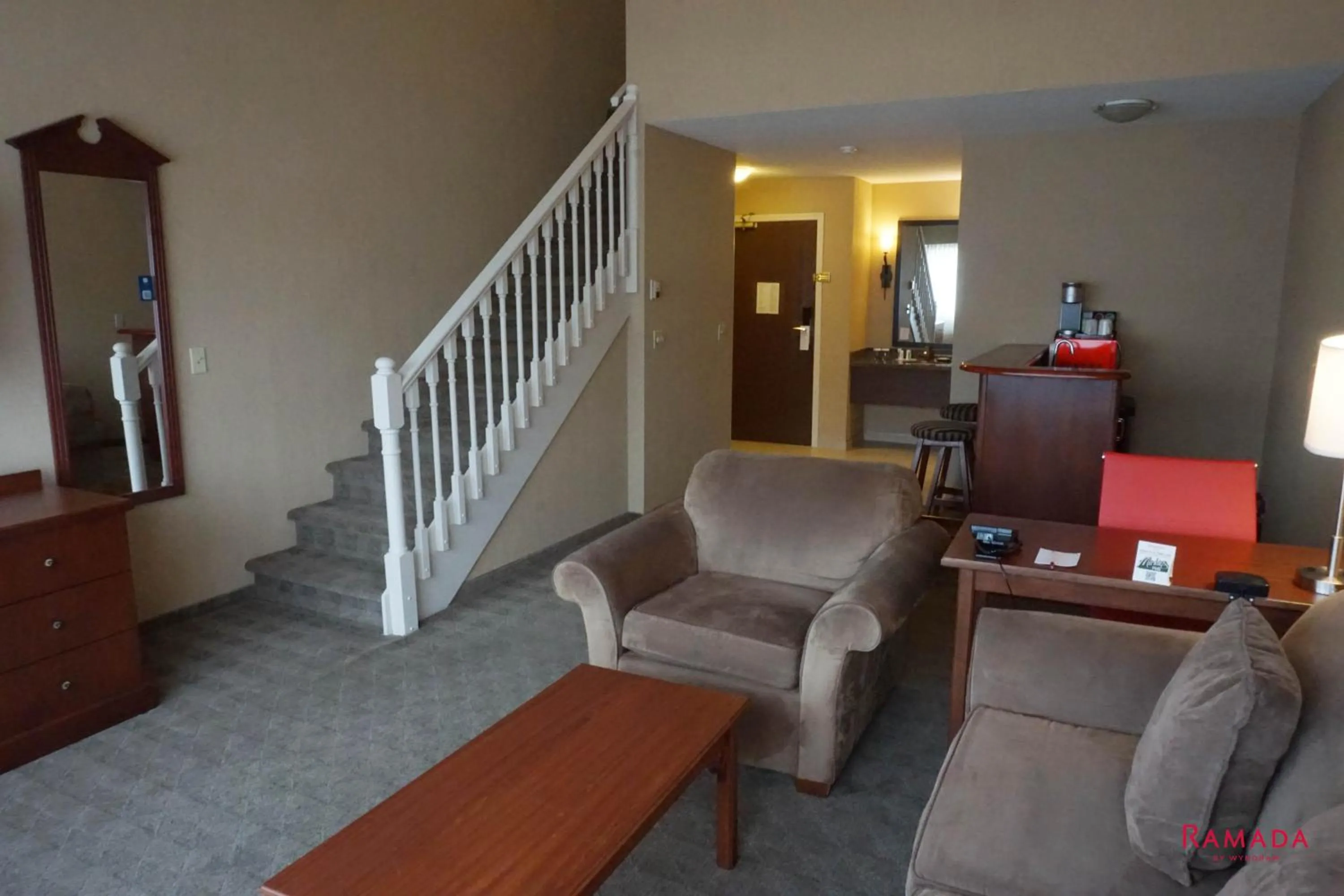 Ramada by Wyndham Kelowna Hotel & Conference Center