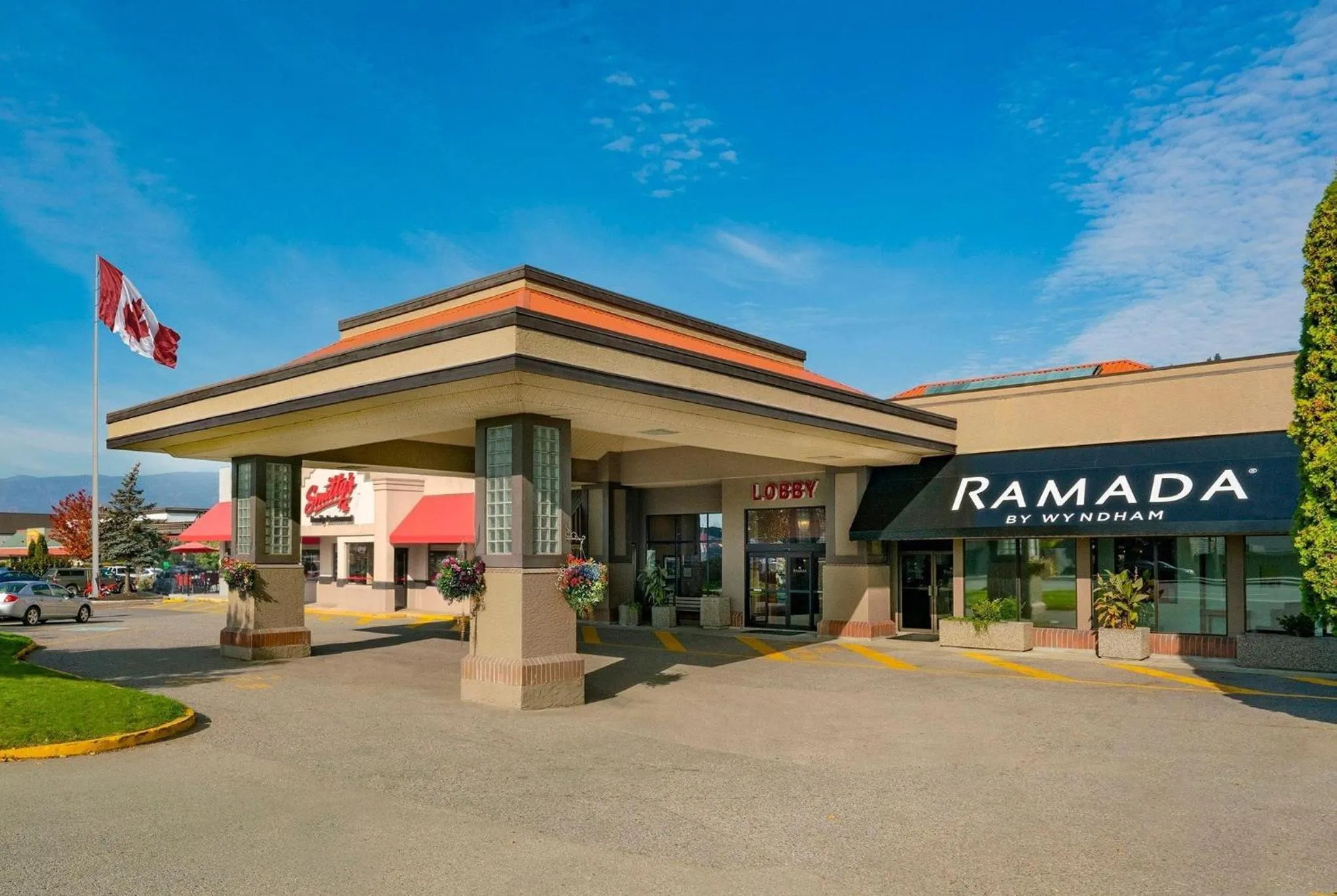 Property building in Ramada by Wyndham Kelowna Hotel & Conference Center