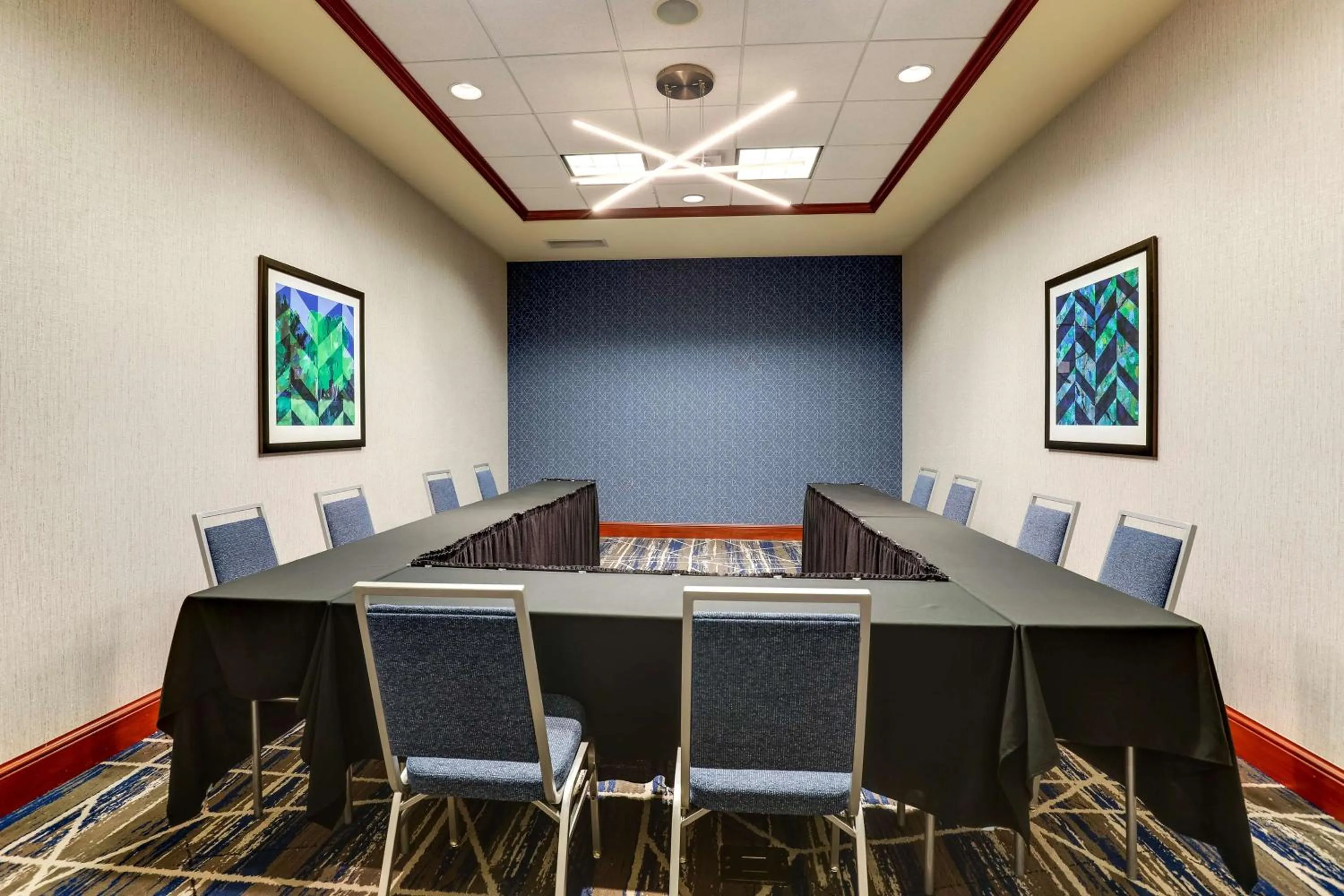 Meeting/conference room in Hilton Garden Inn Indianapolis Airport