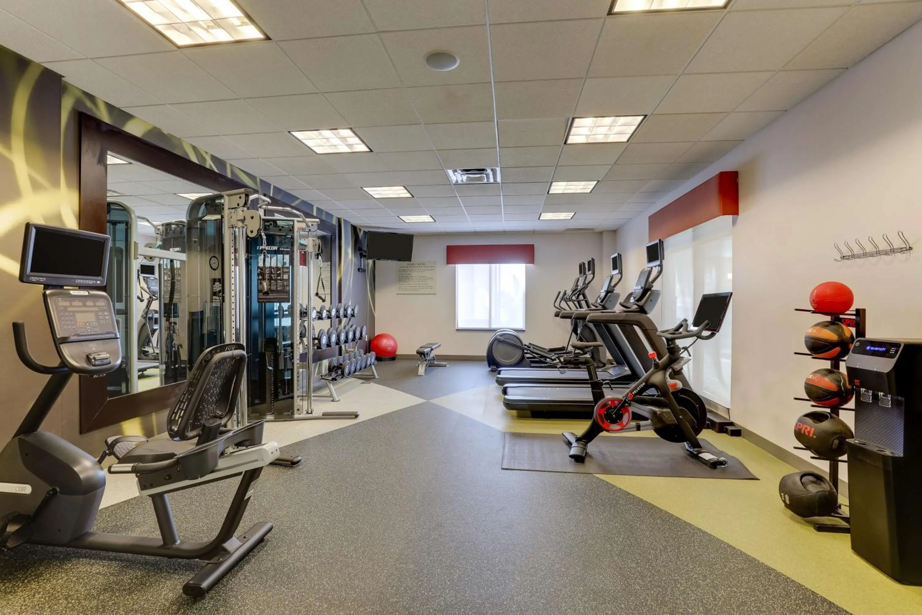 Fitness centre/facilities in Hilton Garden Inn Indianapolis Airport