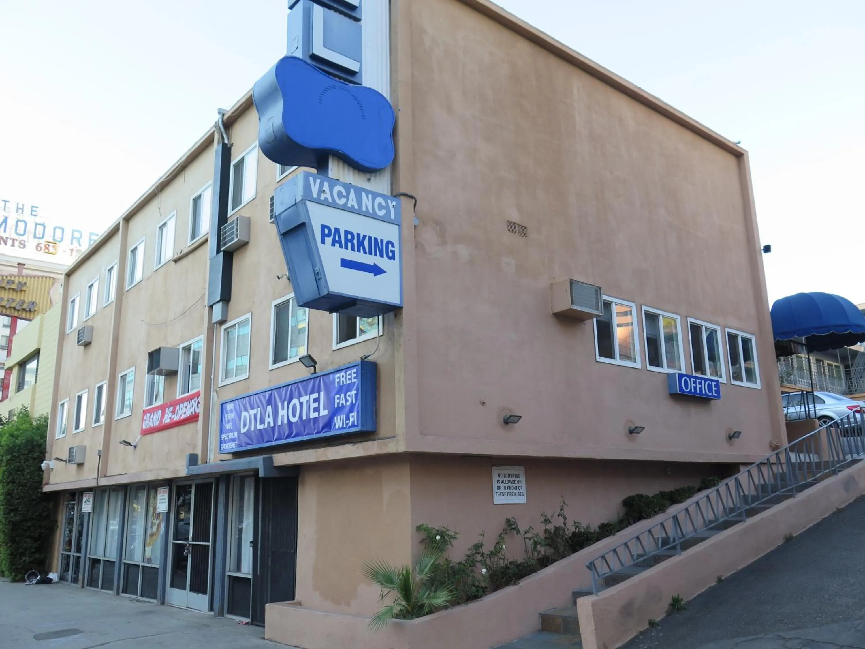 Property building in DTLA Hotel