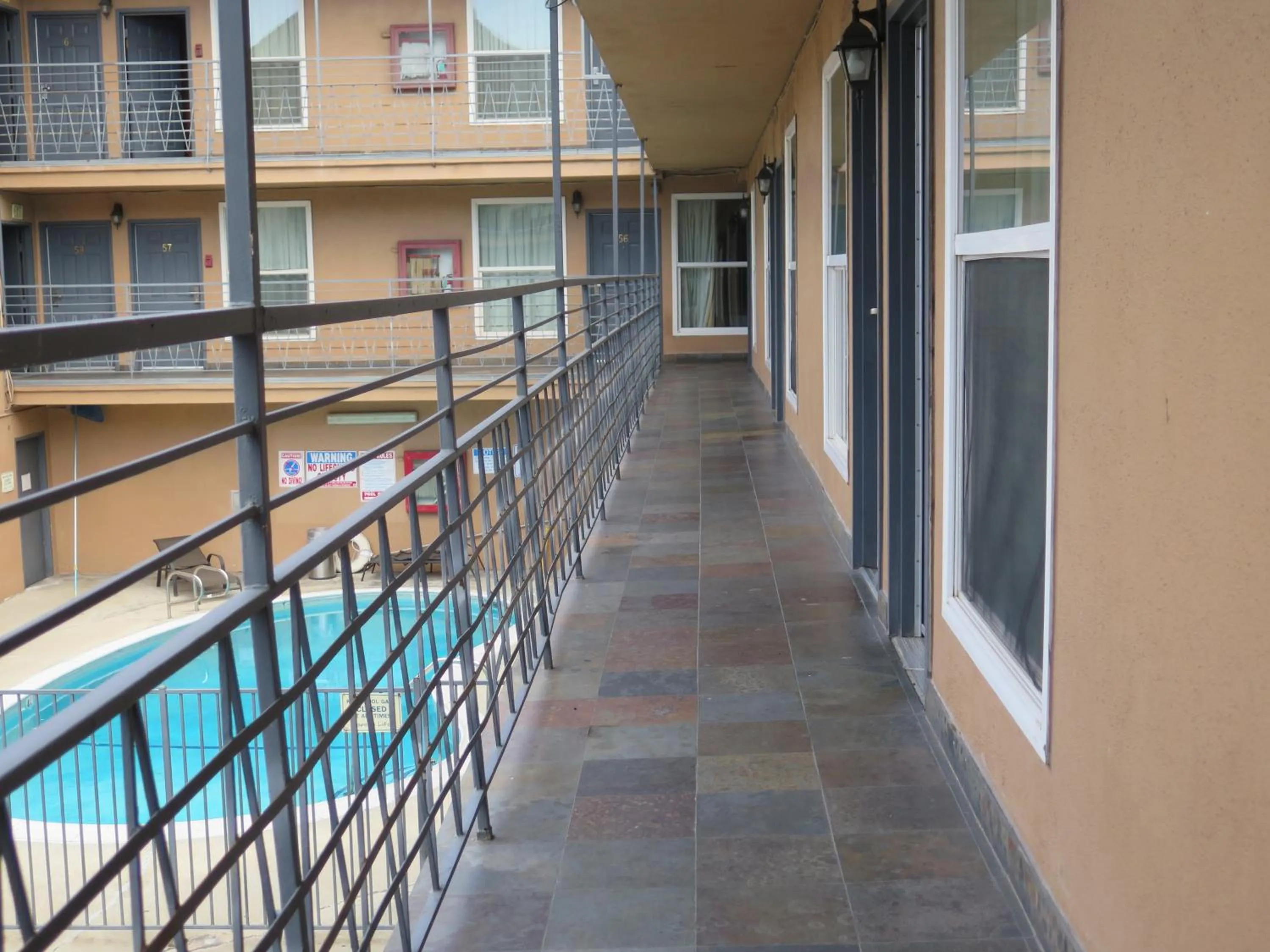 Swimming pool in DTLA Hotel