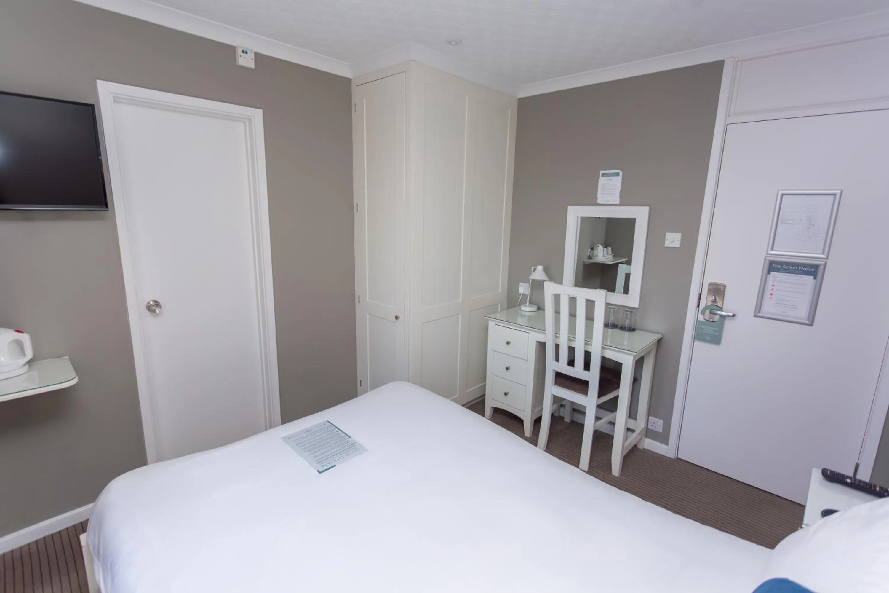 Bed in The Thatch Inn