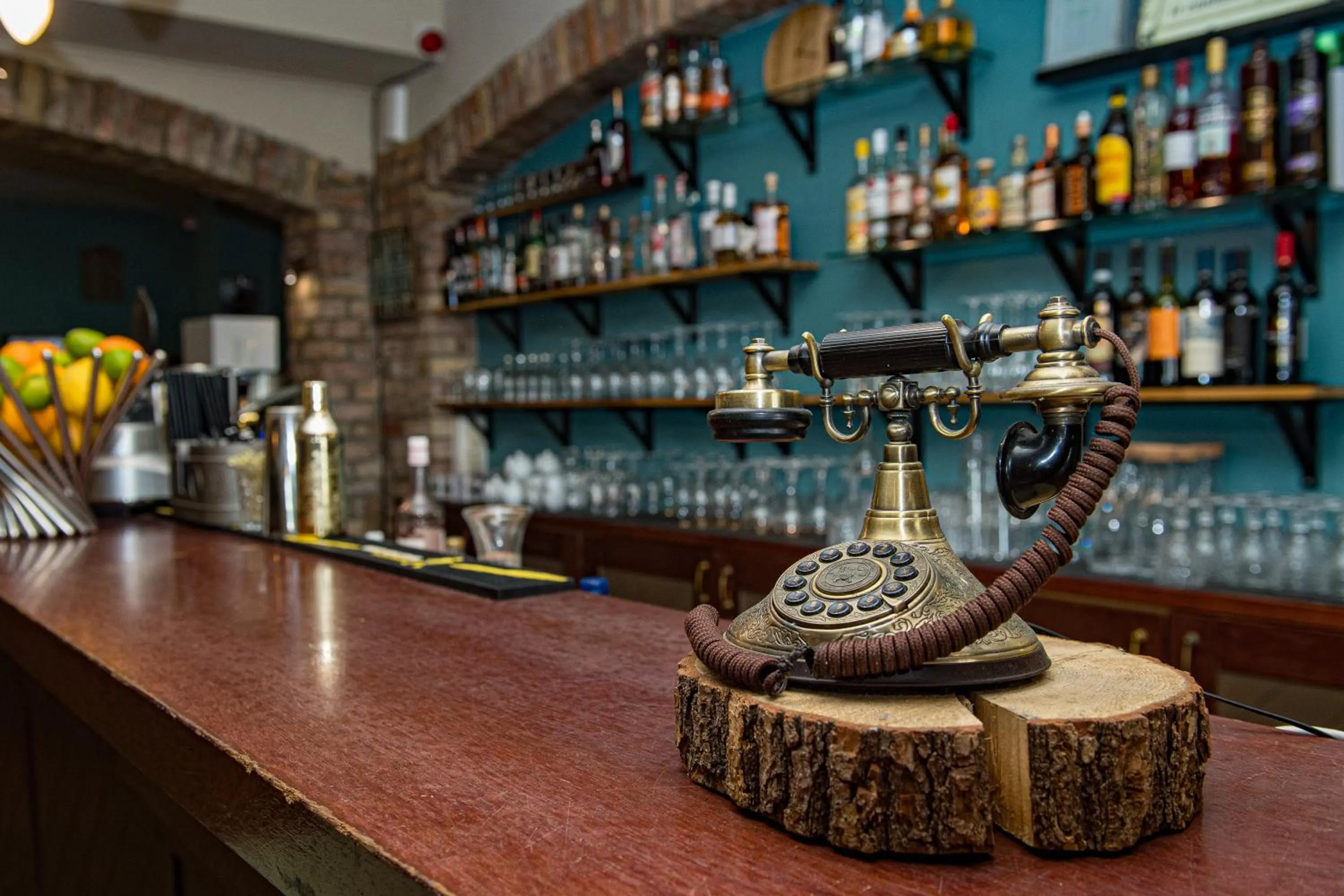 Restaurant/places to eat in Porto Resort