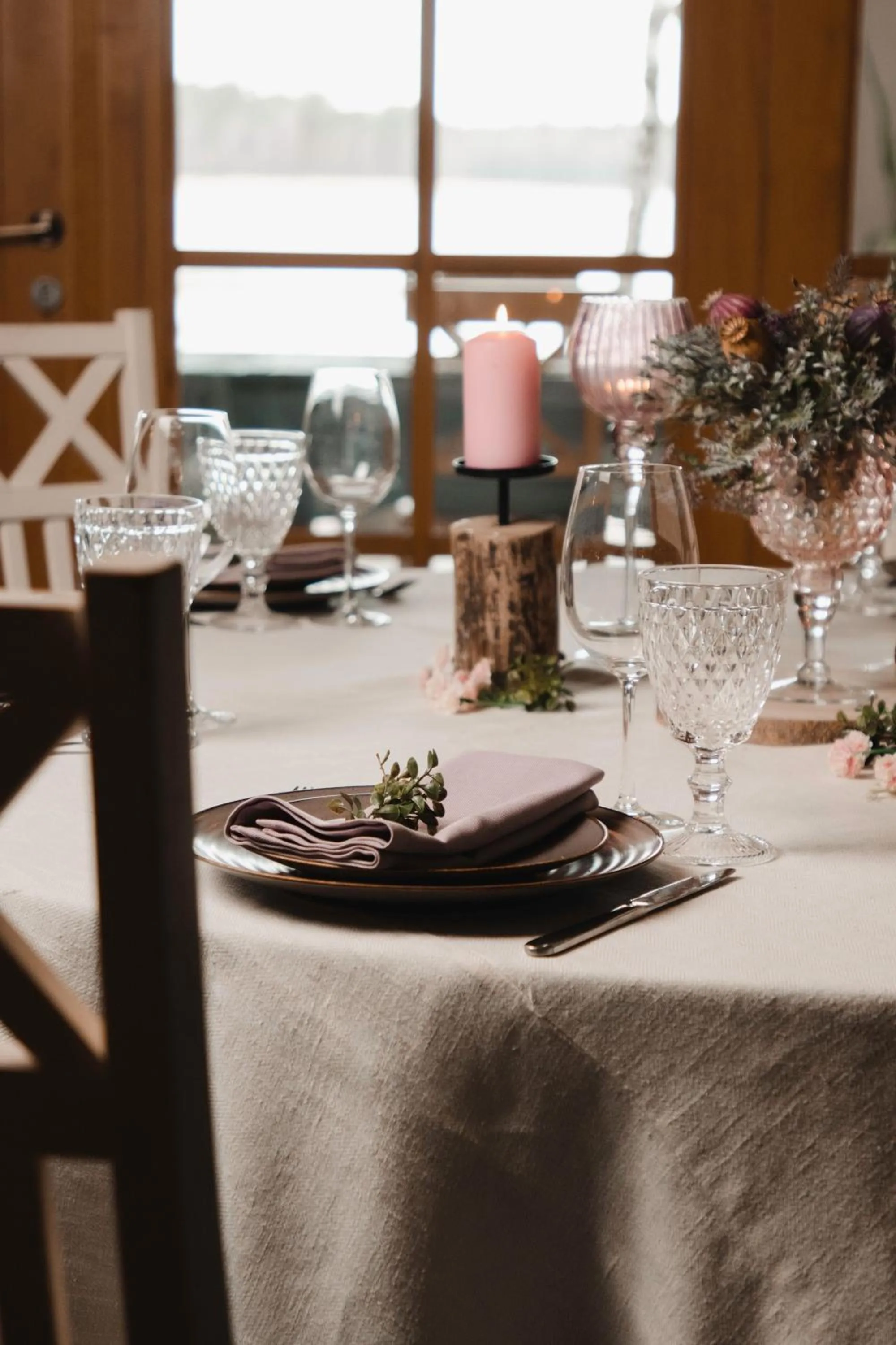 Restaurant/places to eat in Porto Resort