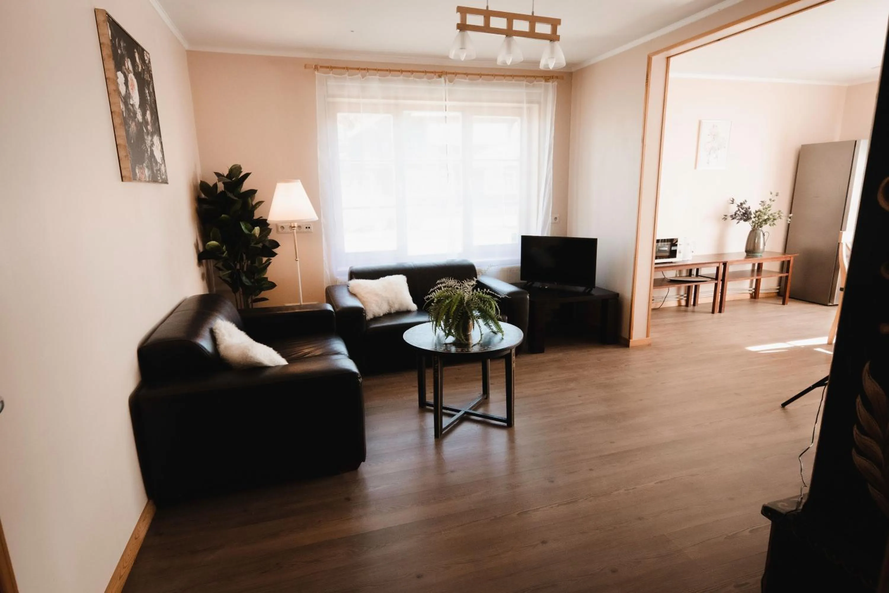 Communal lounge/ TV room in Porto Resort