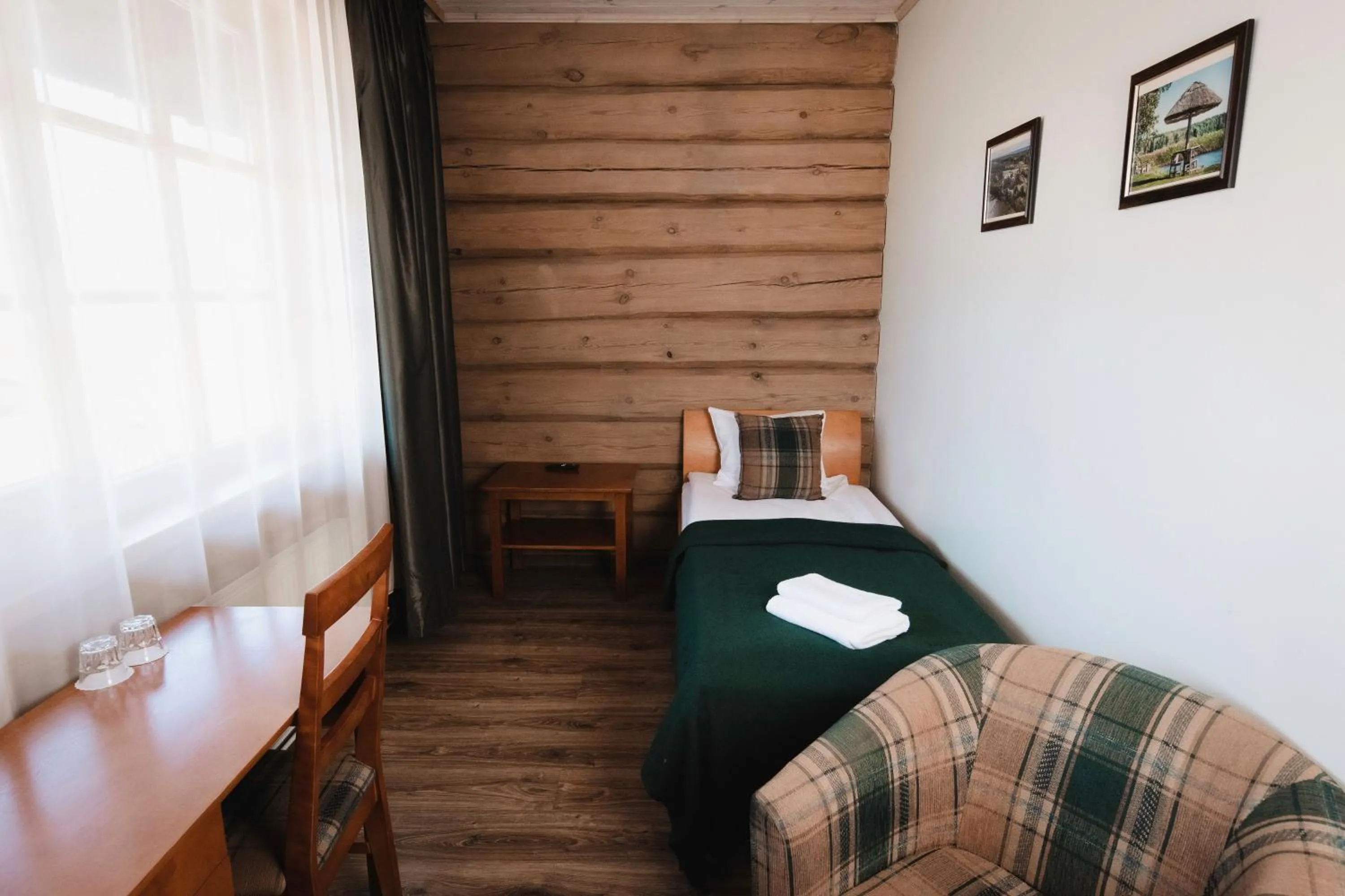 Standard Twin Room in Porto Resort