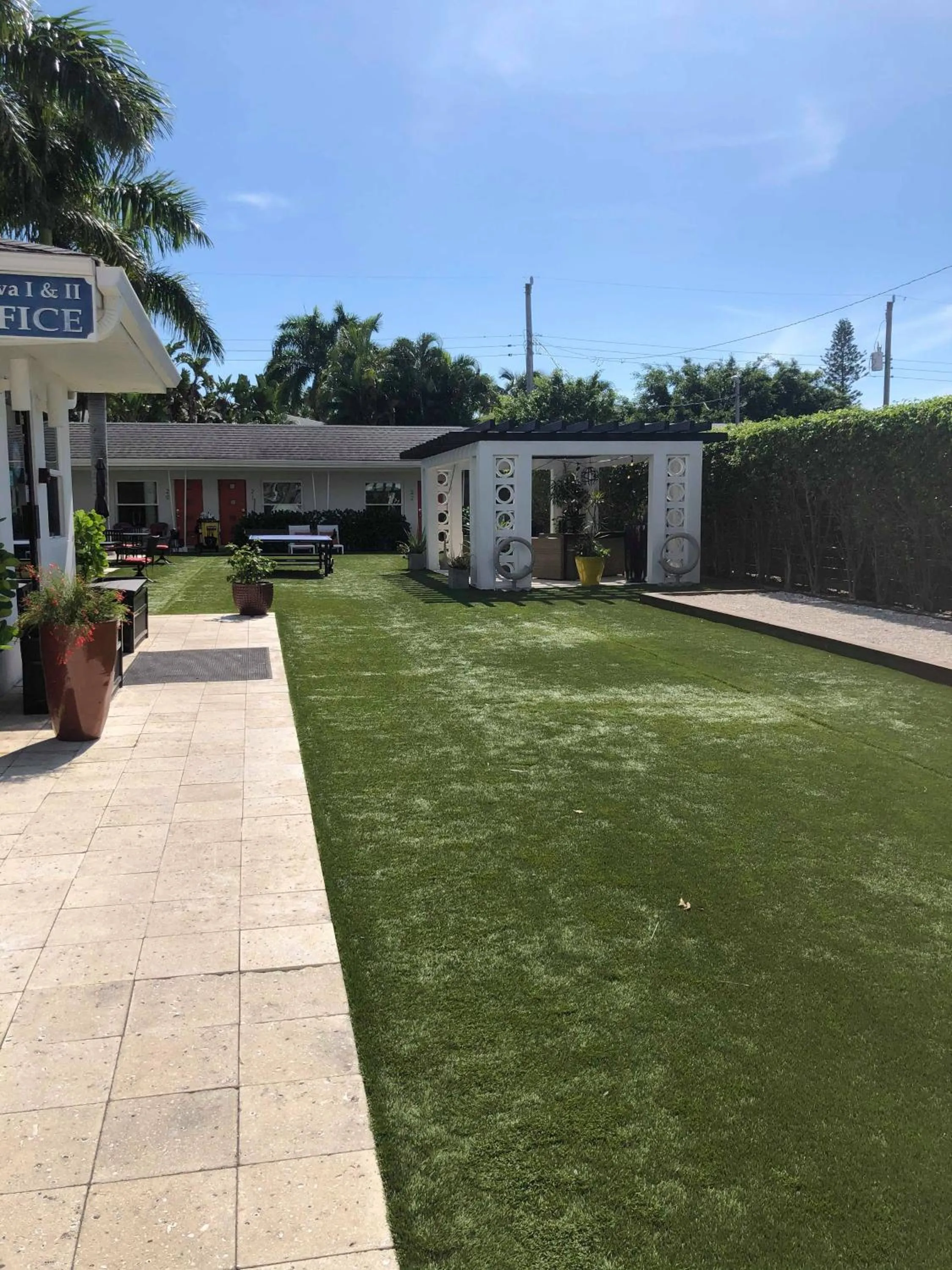 Captiva Beach Resort (open private beach access)