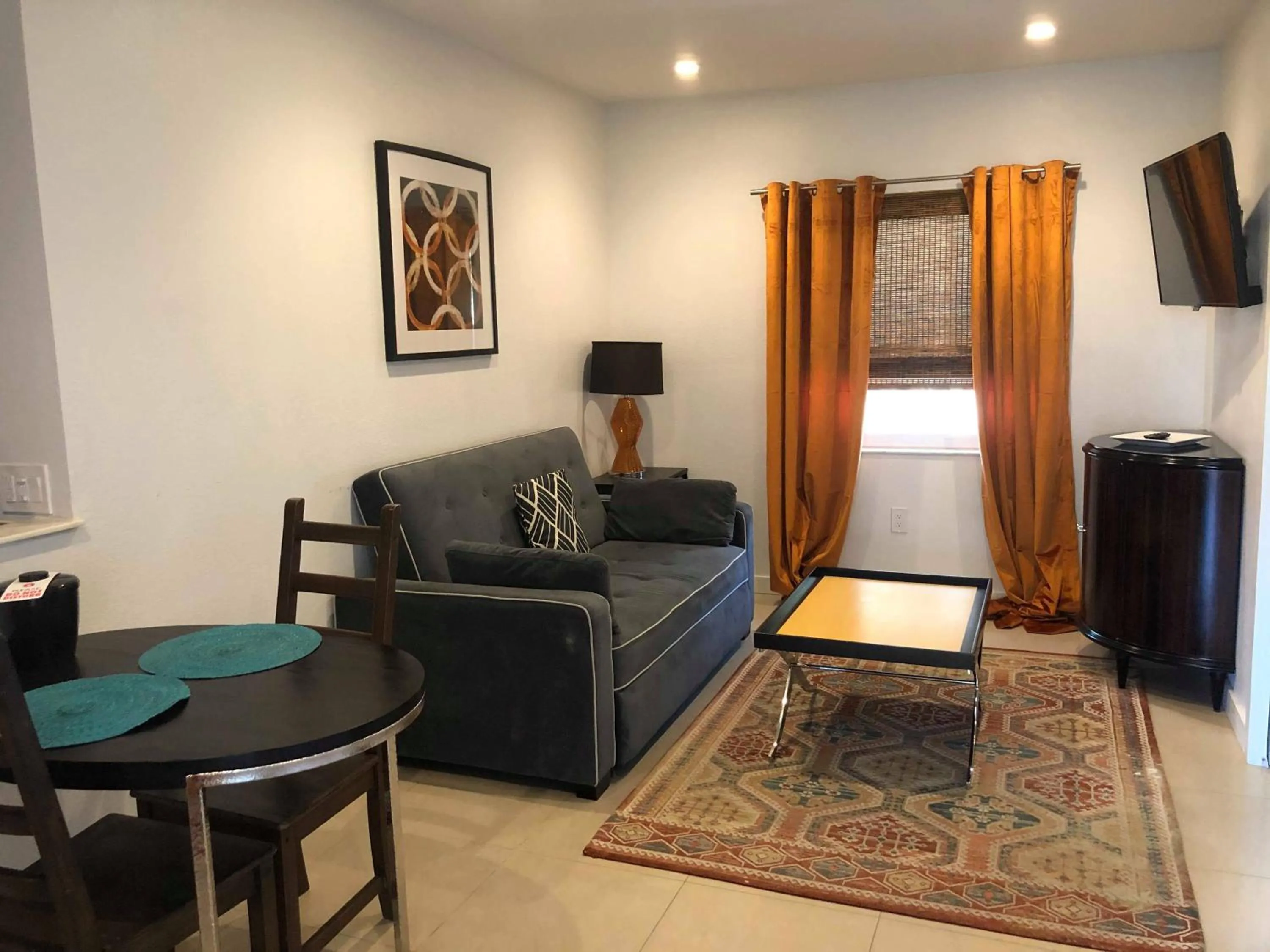 Captiva Beach Resort (open private beach access)