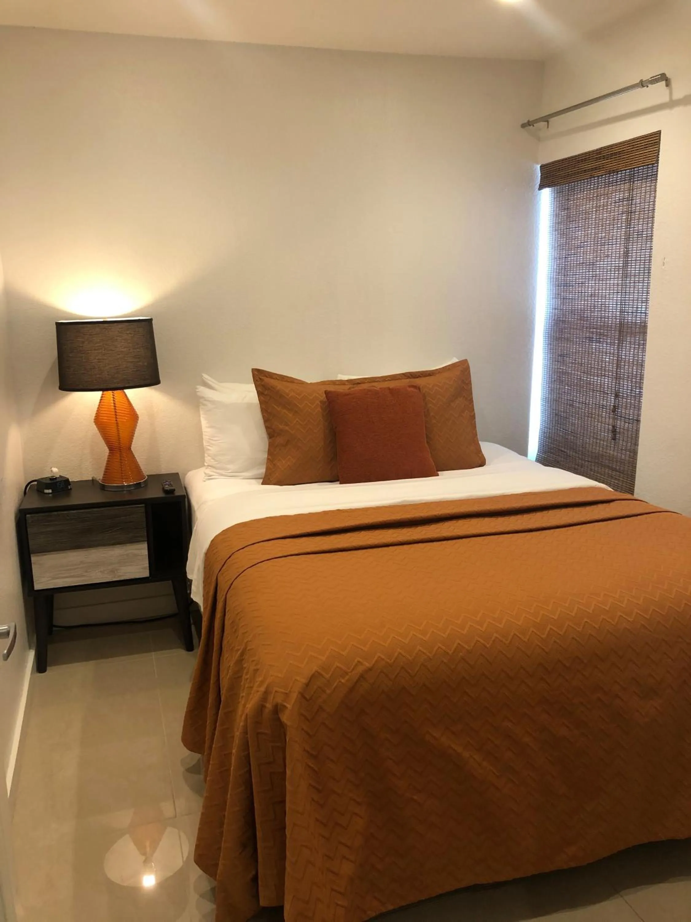 Bed in Captiva Beach Resort (open private beach access)