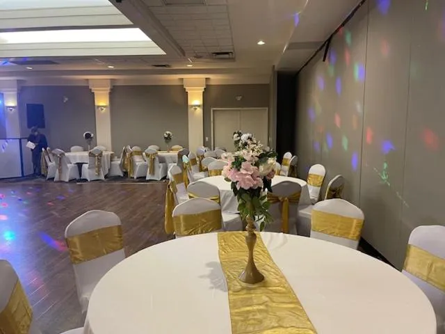 Banquet/Function facilities in Royal Hotel Regina, Trademark Collection by Wyndham