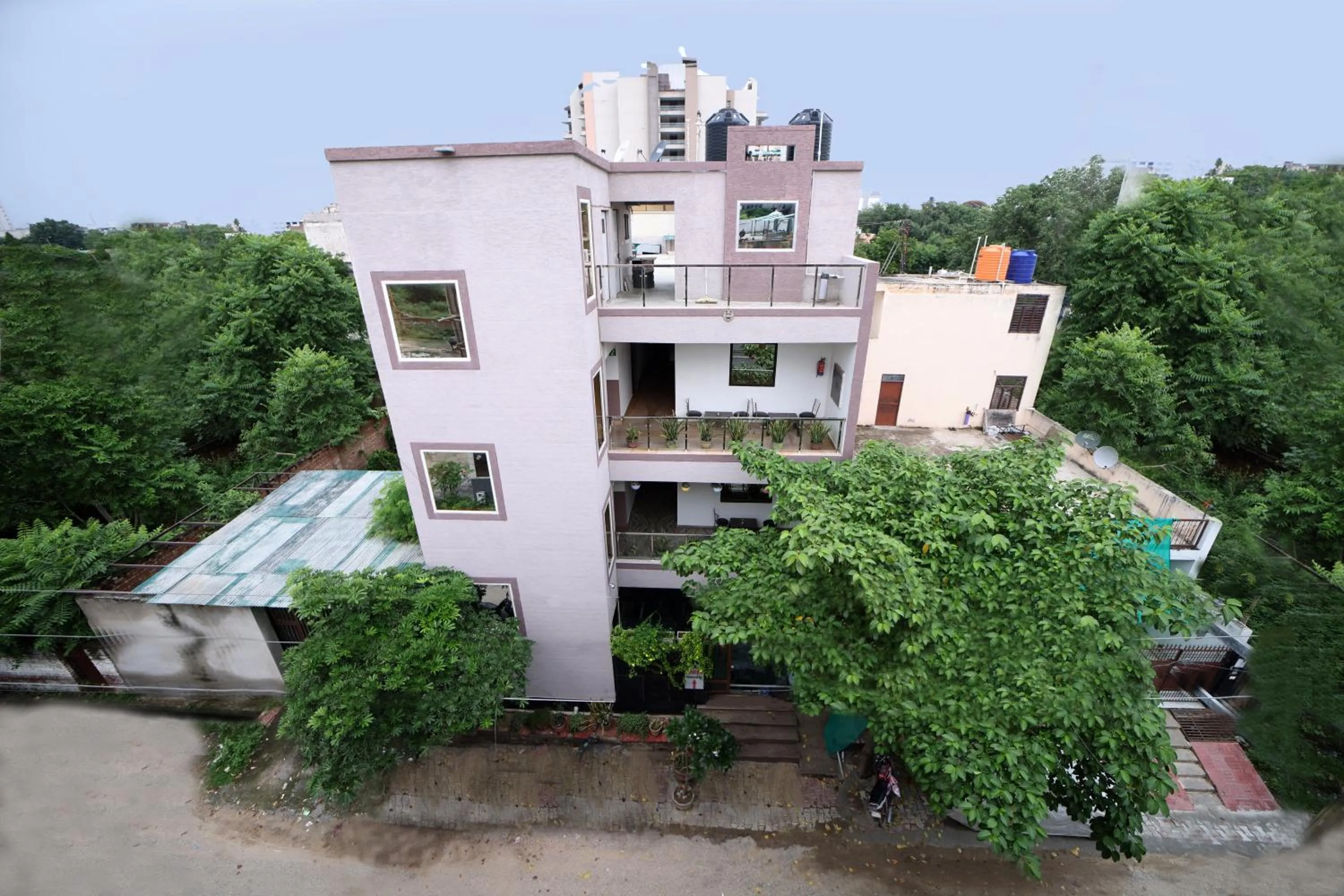 Property building in Hotel Taj Niwas