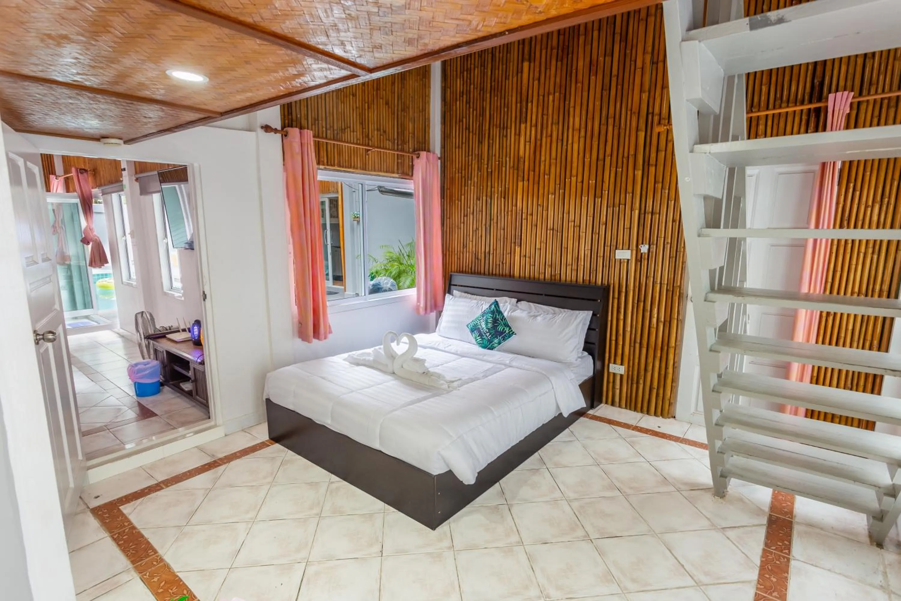 Bed in ROMANTIC Pool Villa