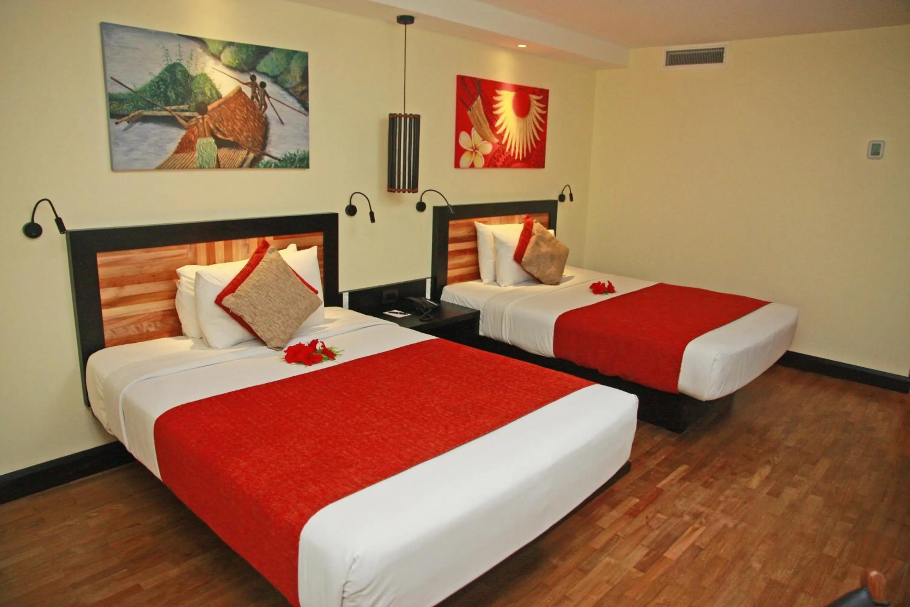 Photo of the whole room, Bed in The Warwick Fiji