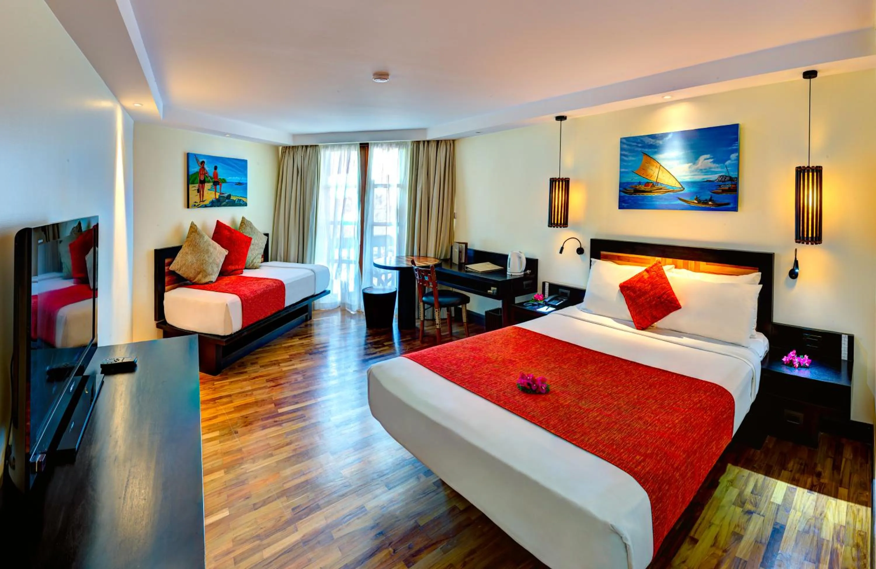 Photo of the whole room, Bed in The Warwick Fiji