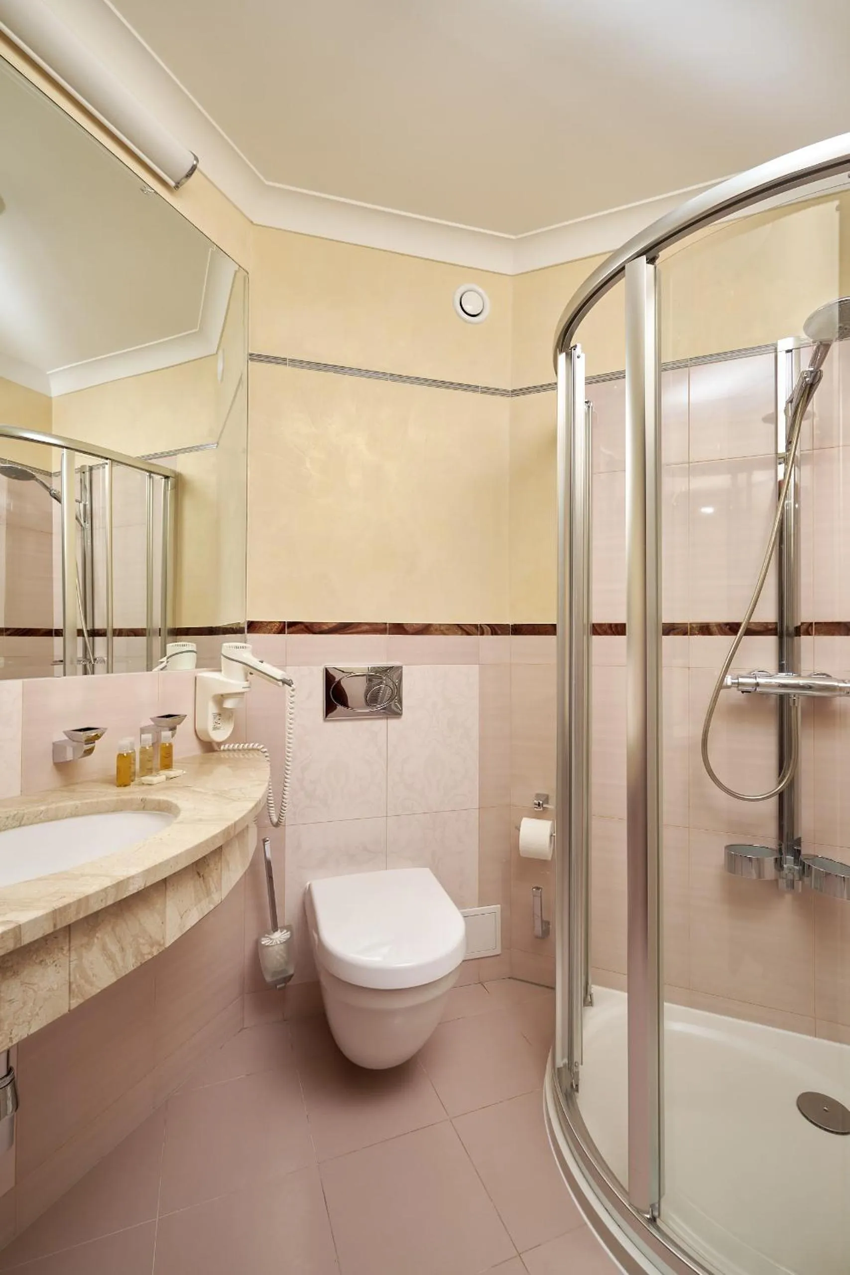 Bathroom in Woźniak Residence